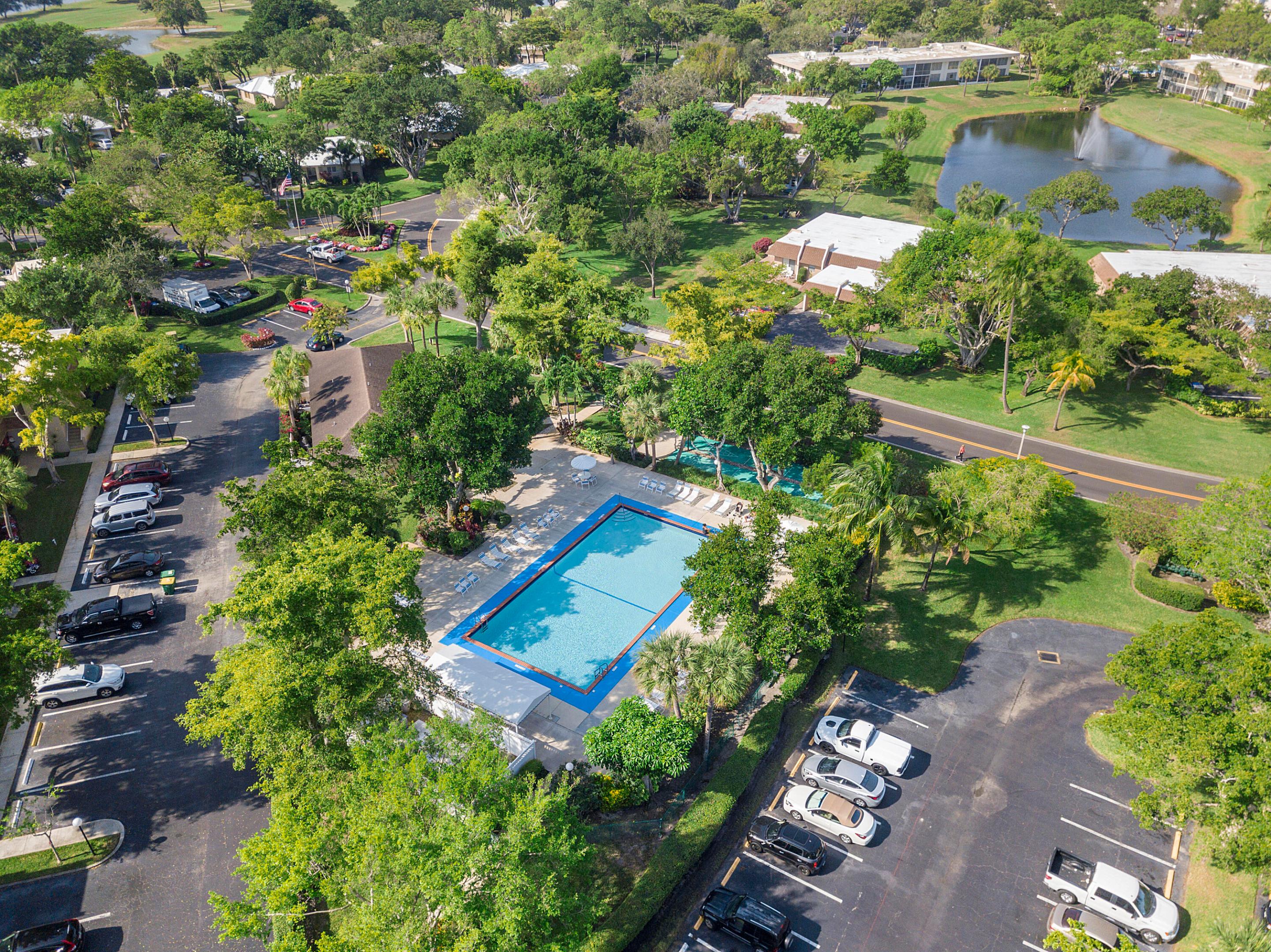 NO 123 PALM-AIRE COUNTRY CLUB - Residential