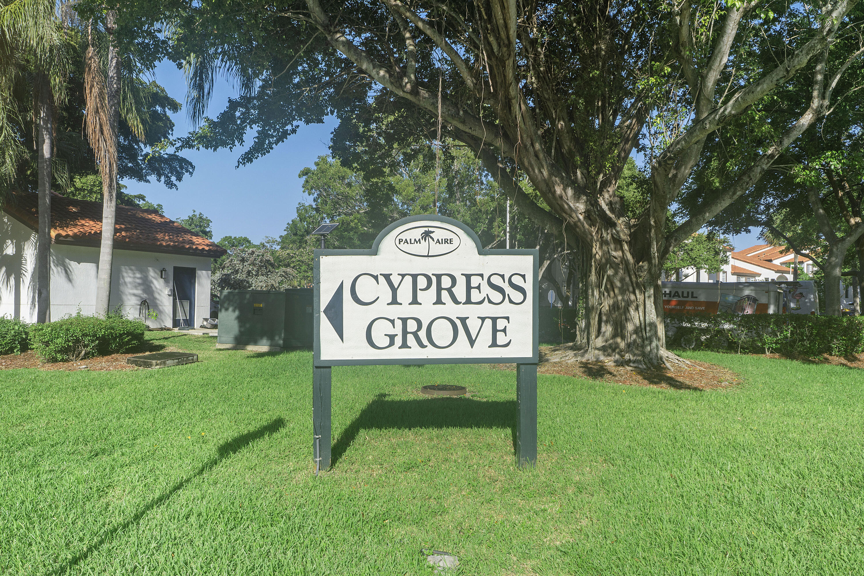 NO 123 PALM-AIRE COUNTRY CLUB - Residential