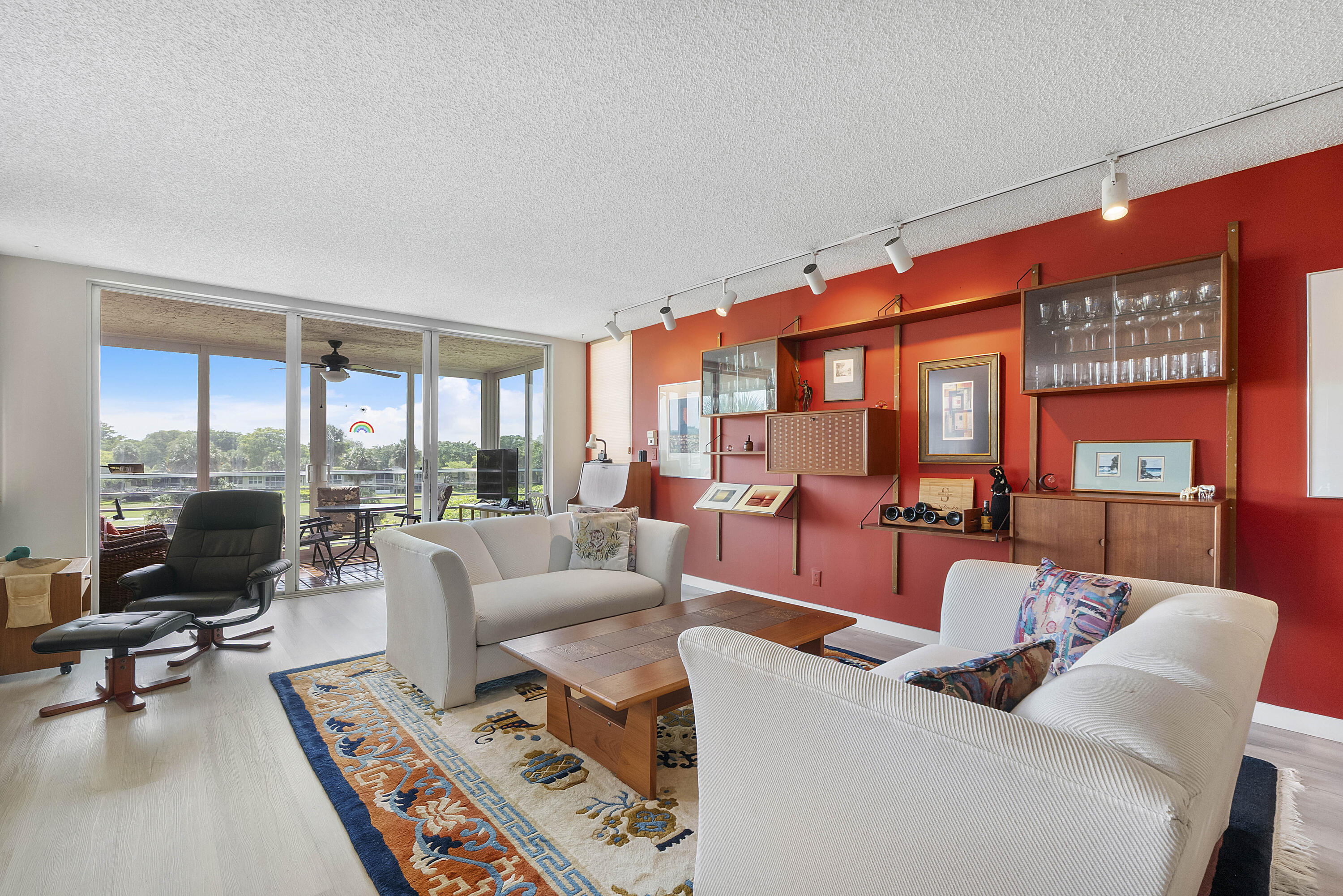 NO 123 PALM-AIRE COUNTRY CLUB - Residential
