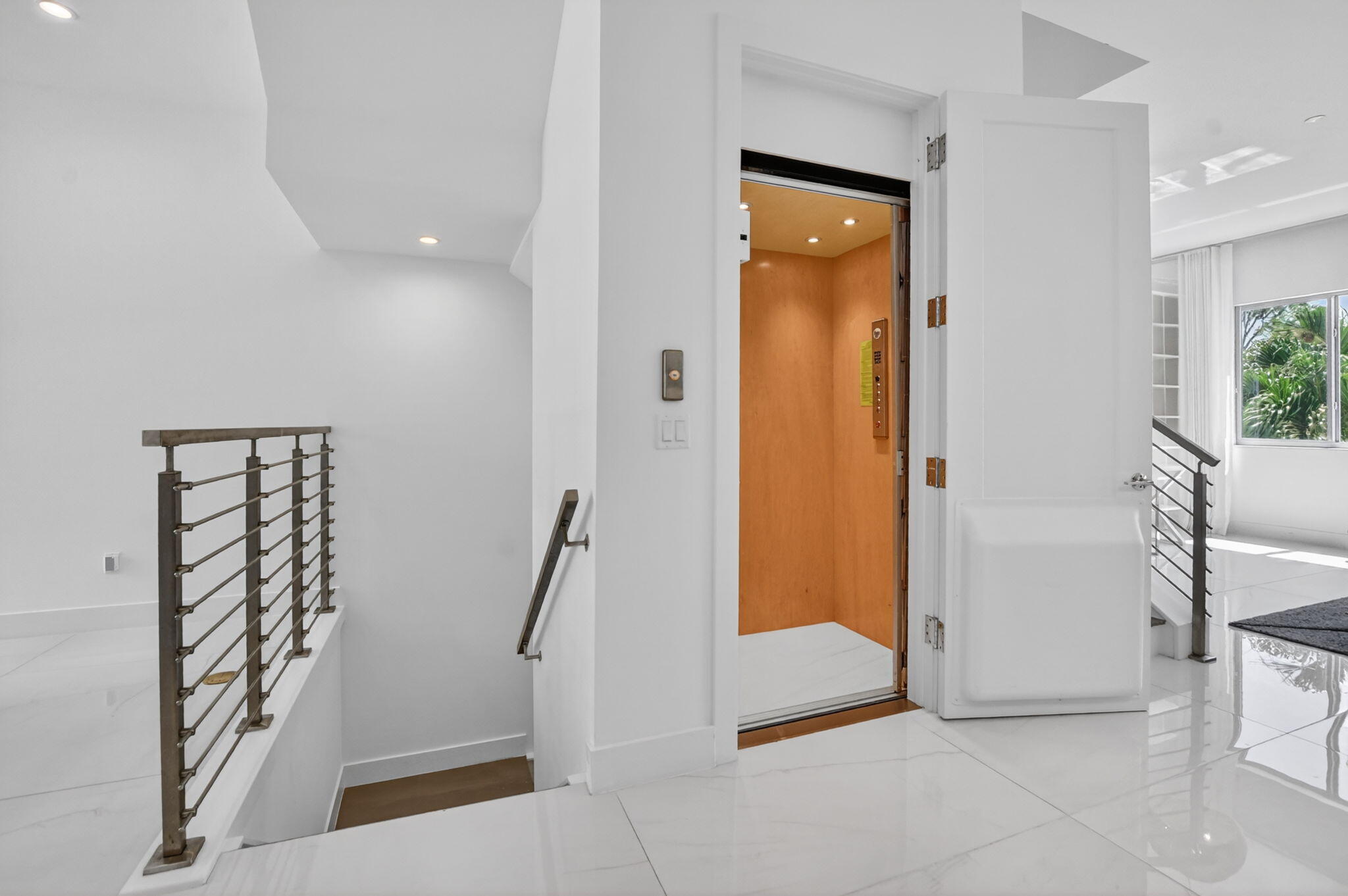SPANISH RIVER TOWNHOMES - Residential