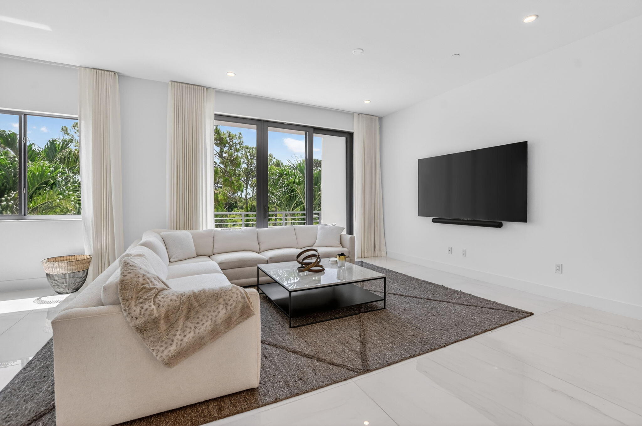 SPANISH RIVER TOWNHOMES - Residential