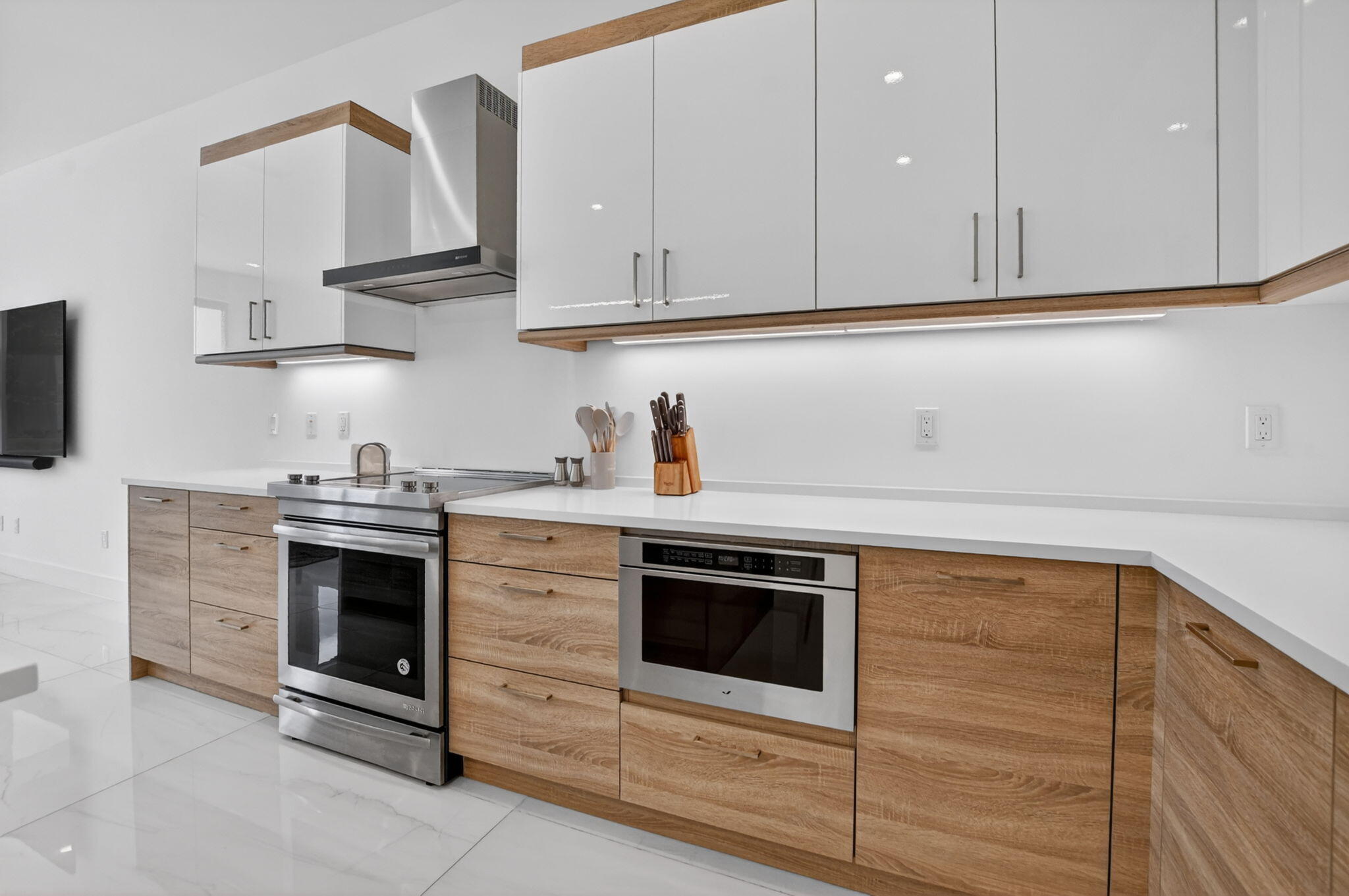 SPANISH RIVER TOWNHOMES - Residential