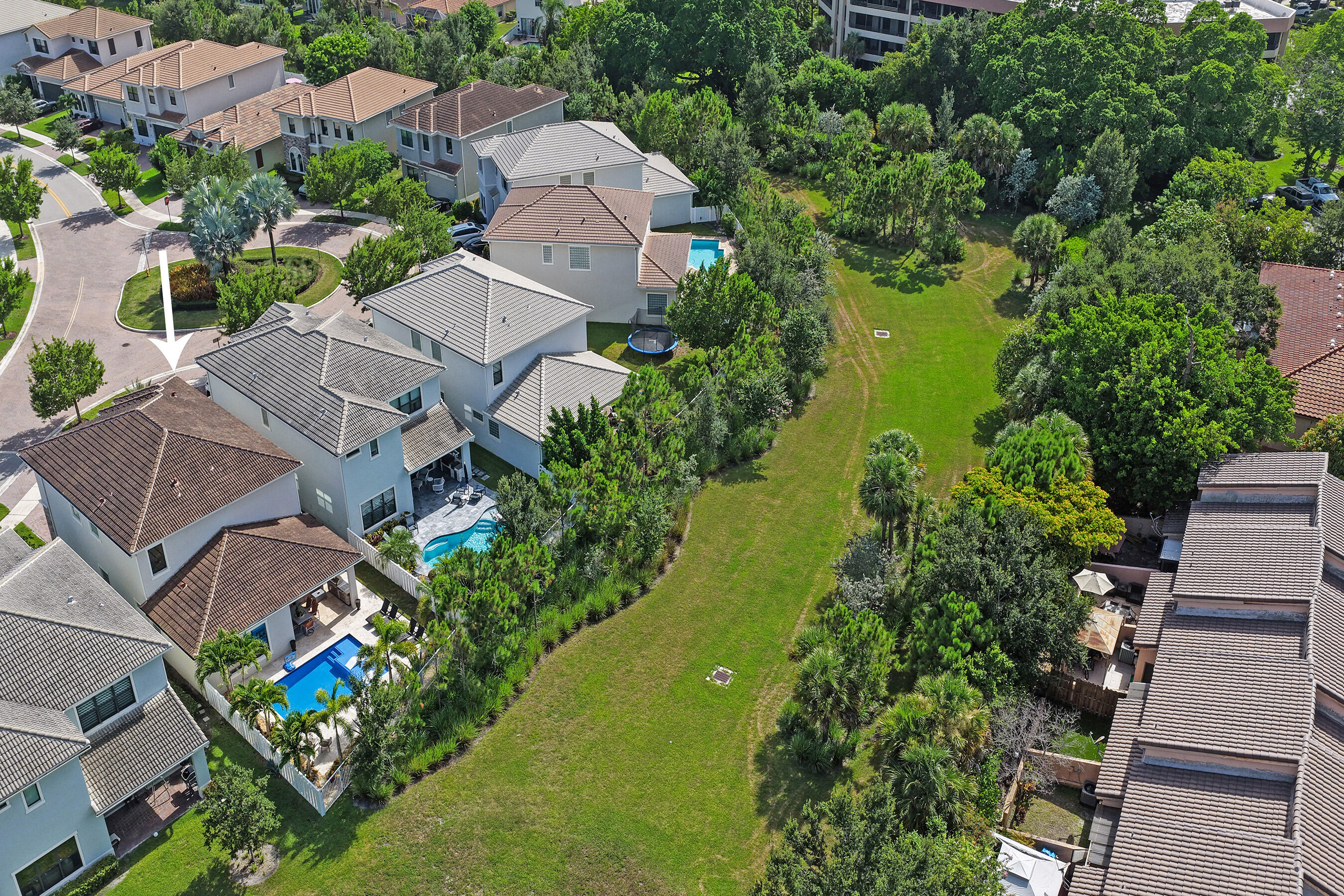 CORAL LAGO - Residential