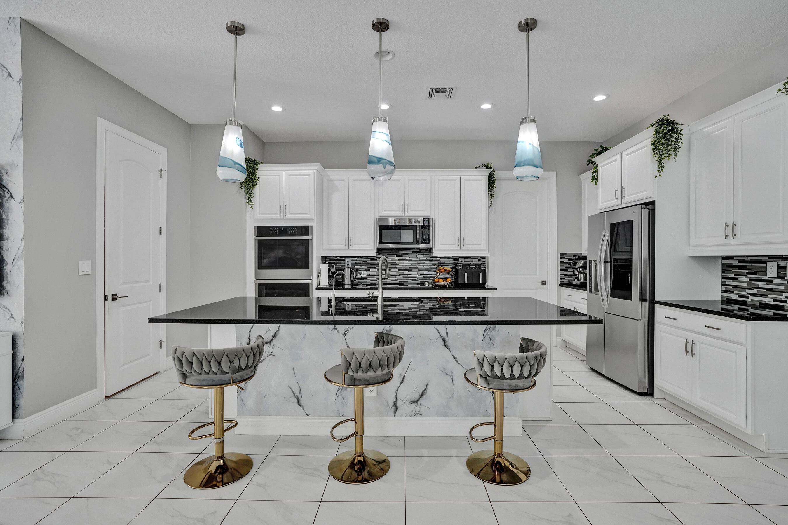 CORAL LAGO - Residential