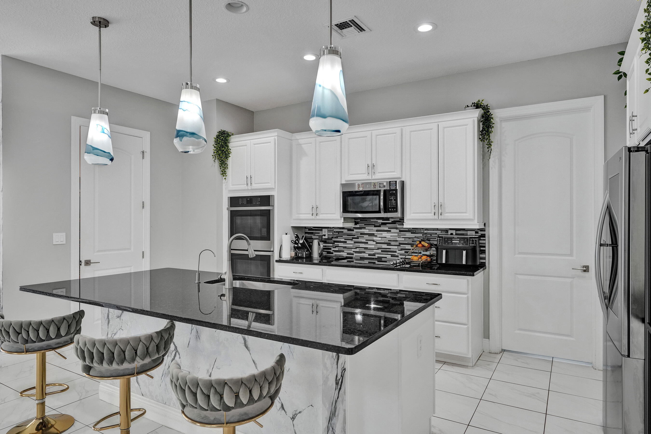 CORAL LAGO - Residential