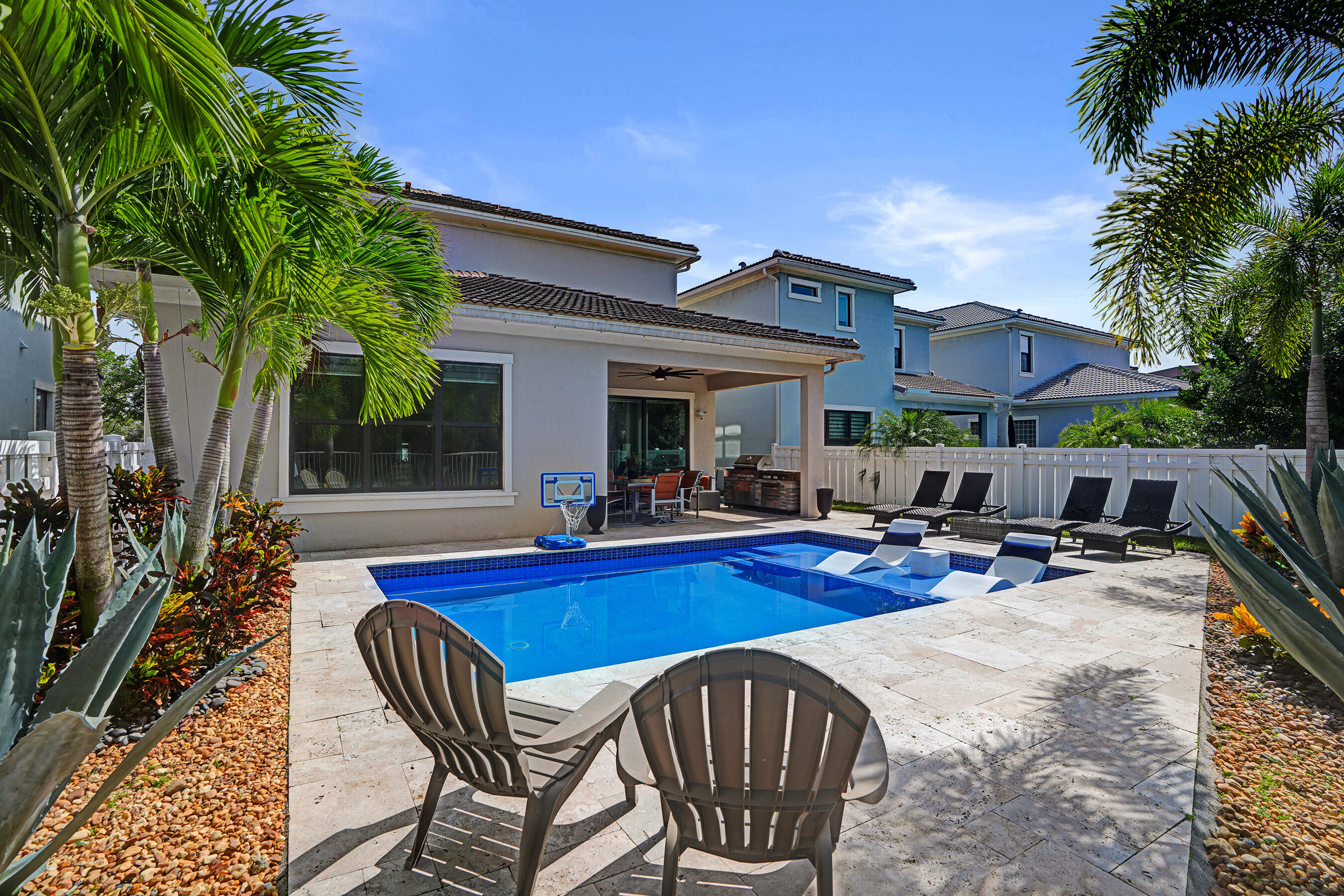 CORAL LAGO - Residential