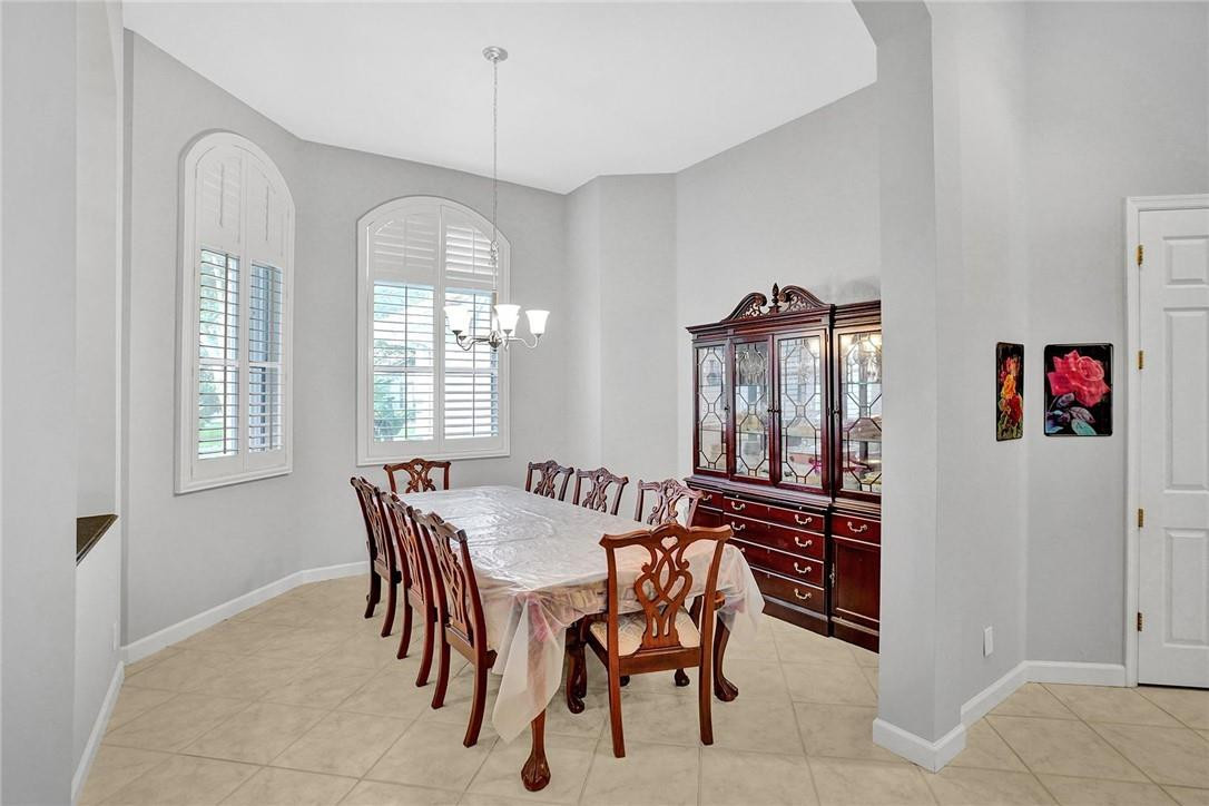 Isla Del Sol 85-32 B - Residential