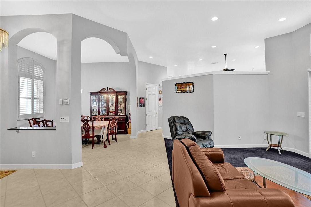 Isla Del Sol 85-32 B - Residential