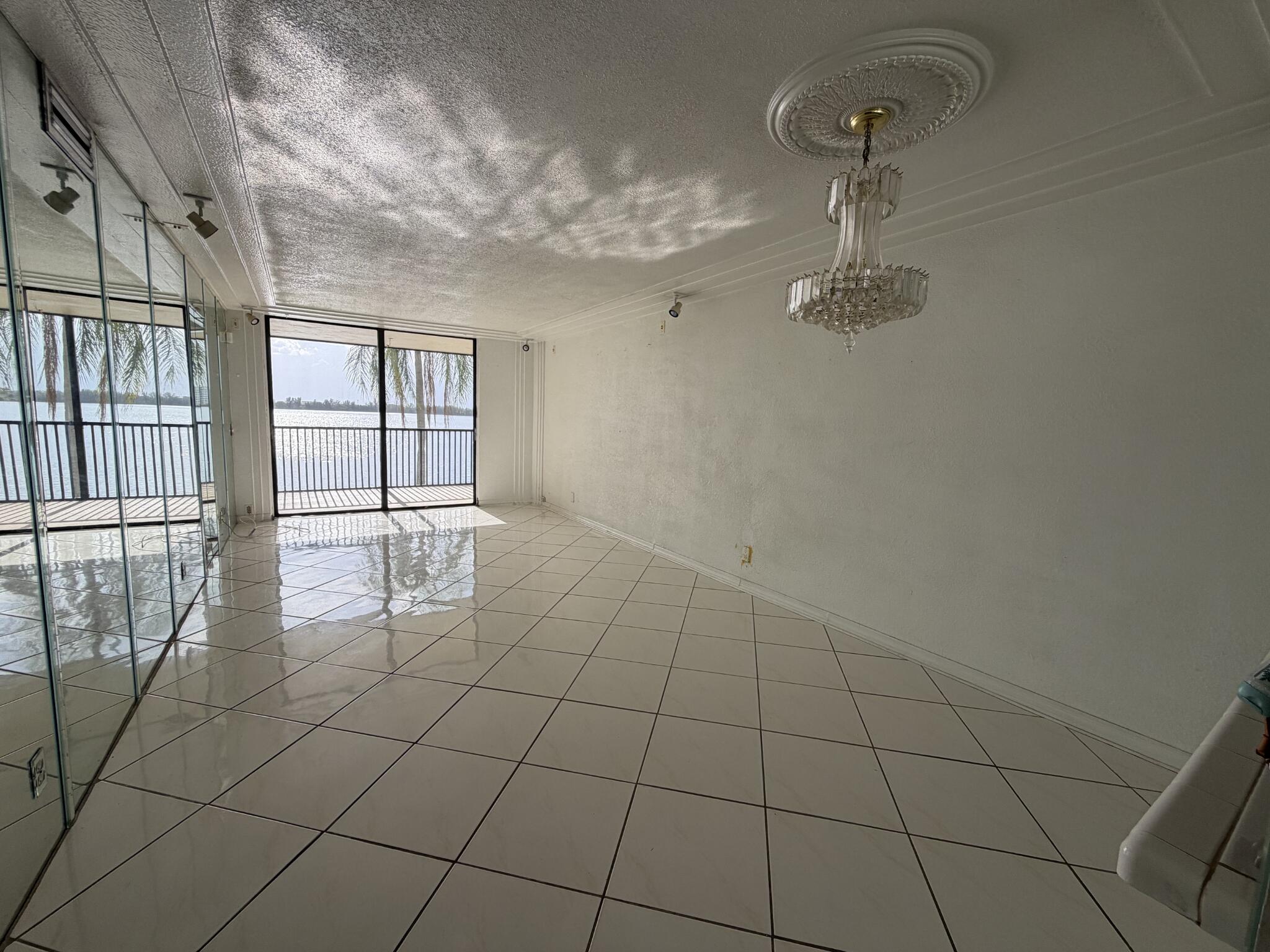 LAKE EMERALD CONDOMINIUM NO - Residential Lease