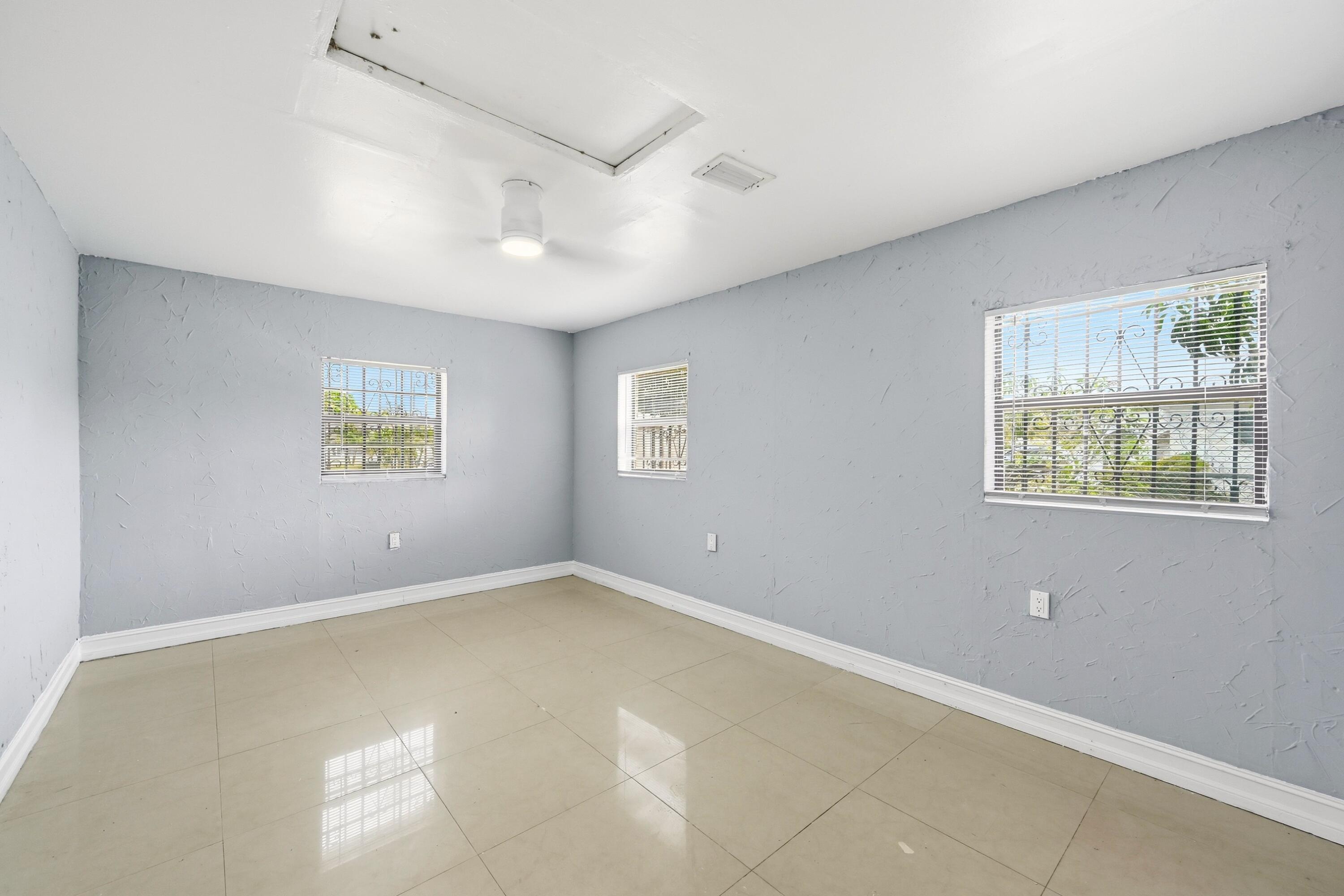 MELROSE PARK SEC 4 - Residential Lease