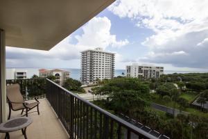 Boca Towers - Residential