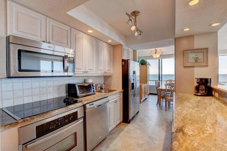 WATER GLADES - Residential Lease