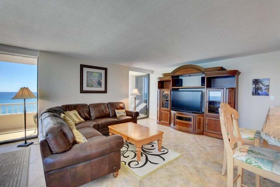 WATER GLADES - Residential Lease