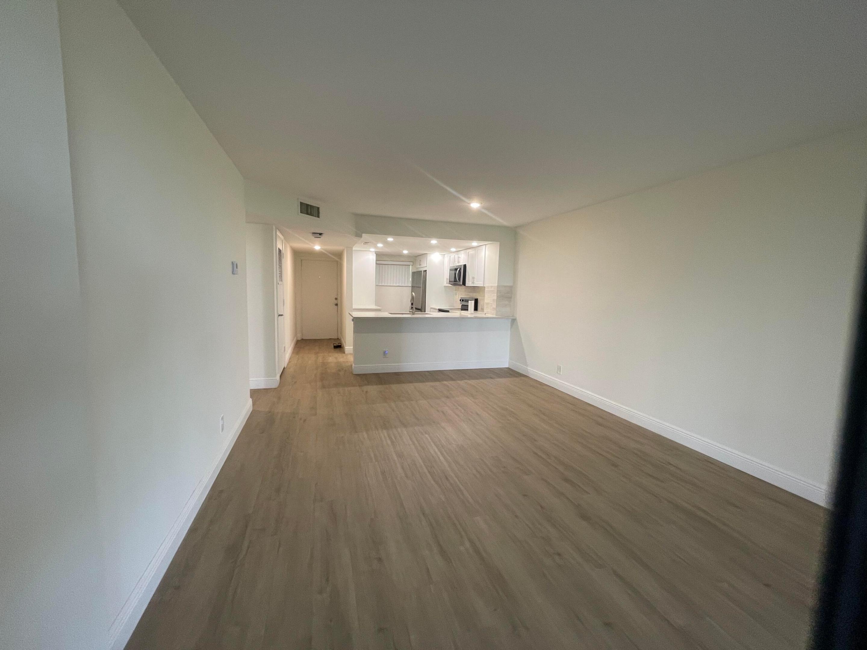 SHERWOOD SQUARE CONDOMINIUM - Residential