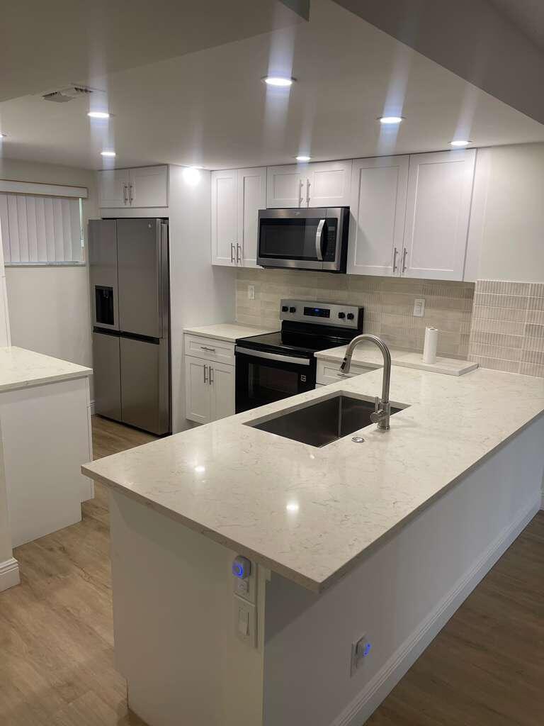 SHERWOOD SQUARE CONDOMINIUM - Residential