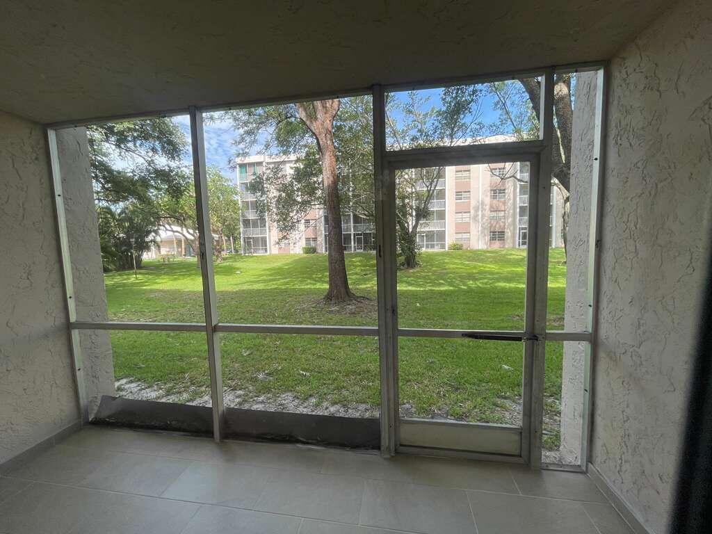 SHERWOOD SQUARE CONDOMINIUM - Residential