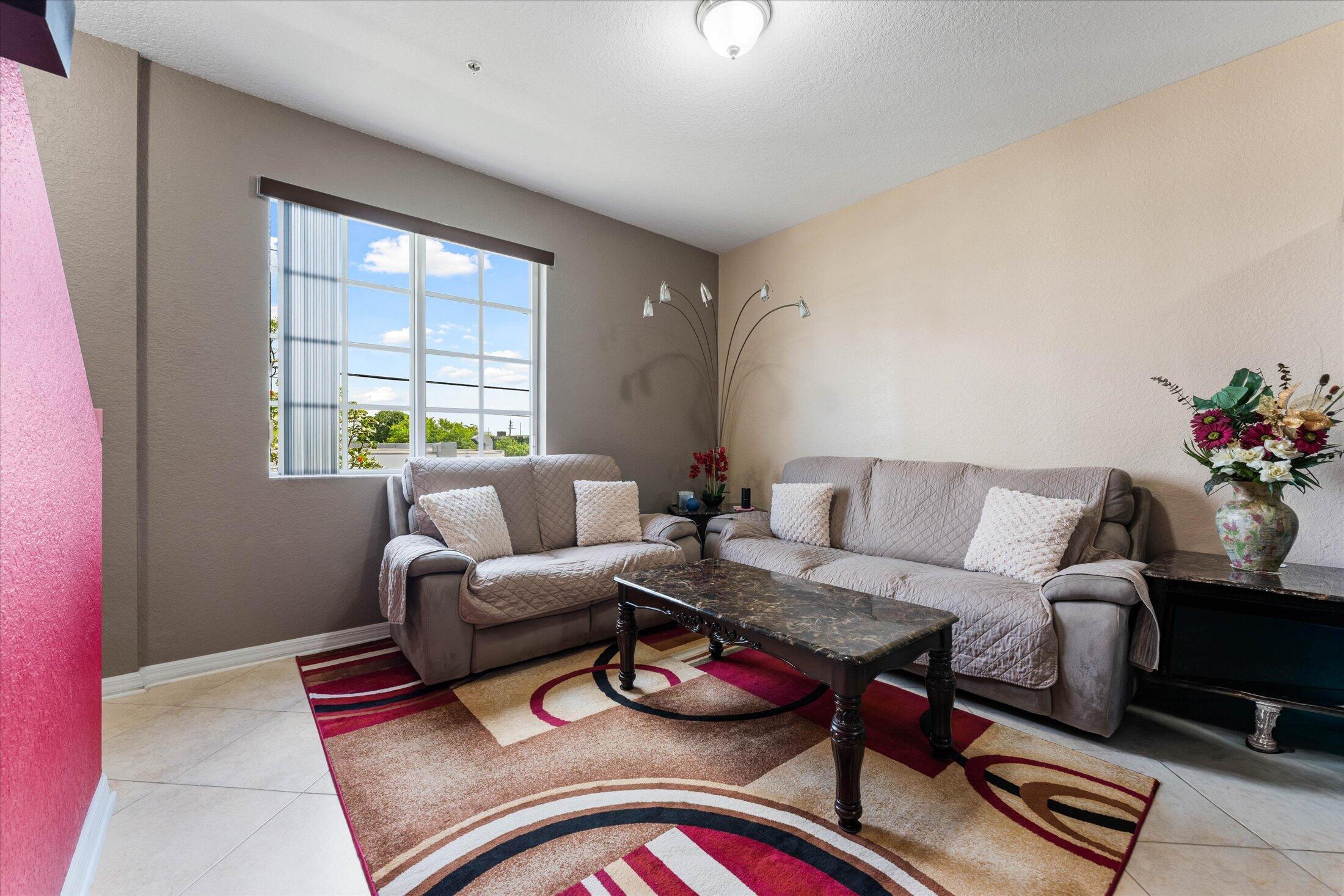 HIGHLAND PARK VILLAGE CONDO - Residential