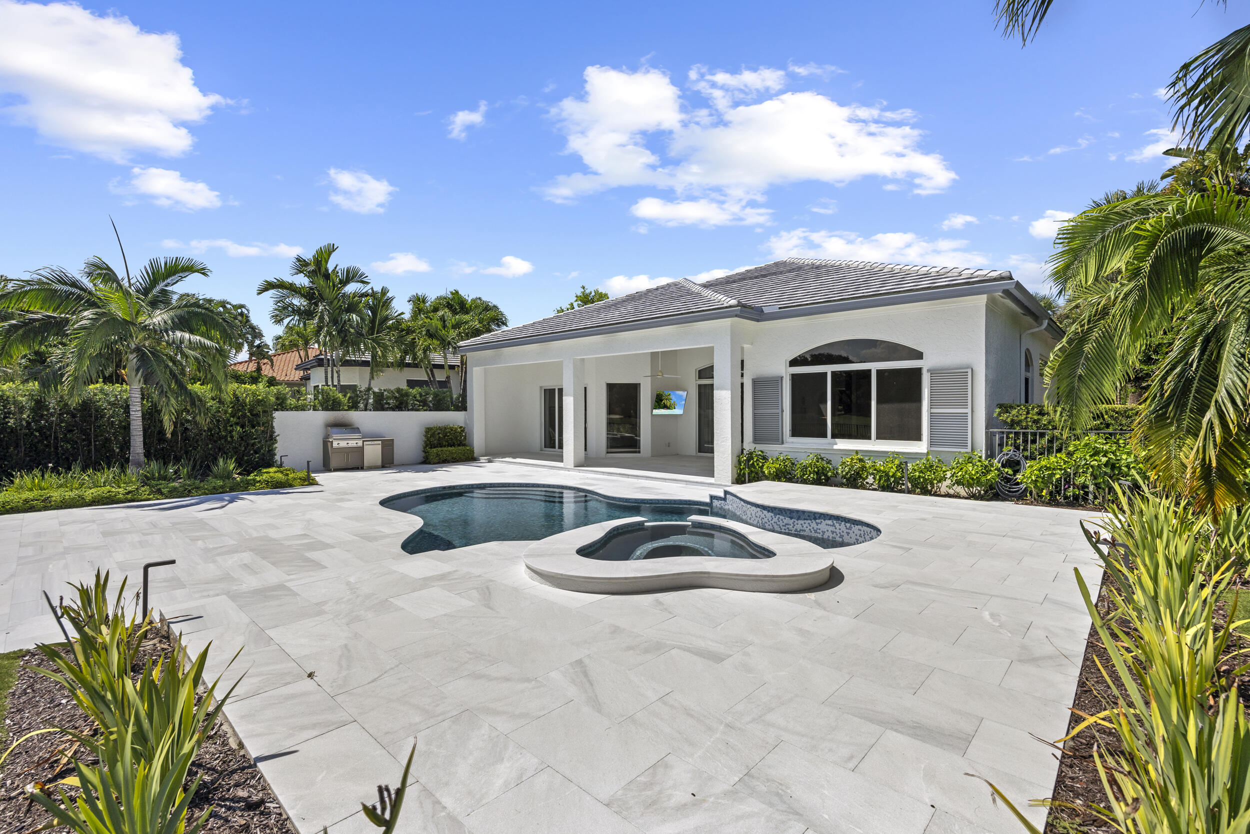 Admirals Cove - Residential