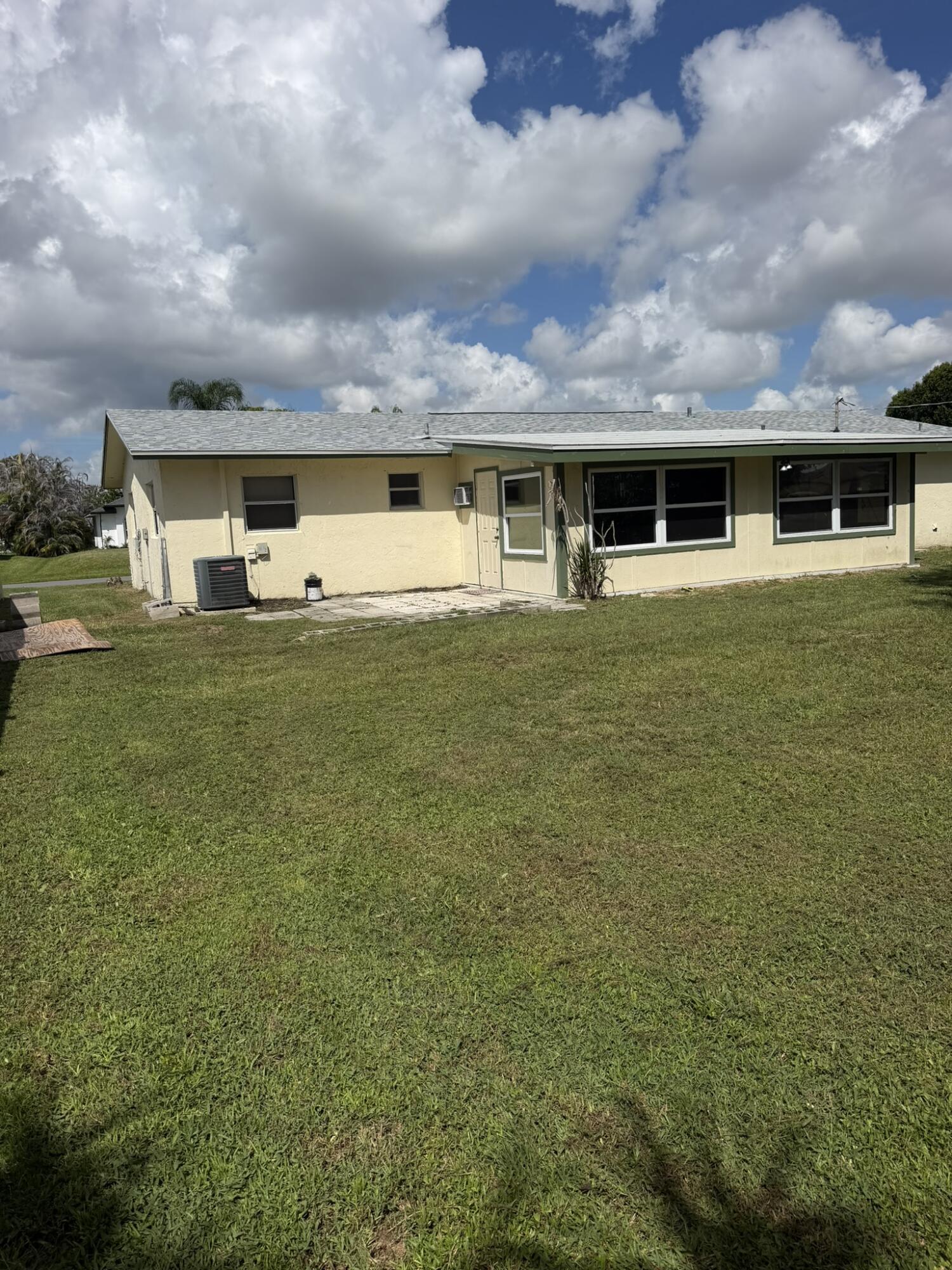 PORT ST LUCIE SECTION 3 - Residential
