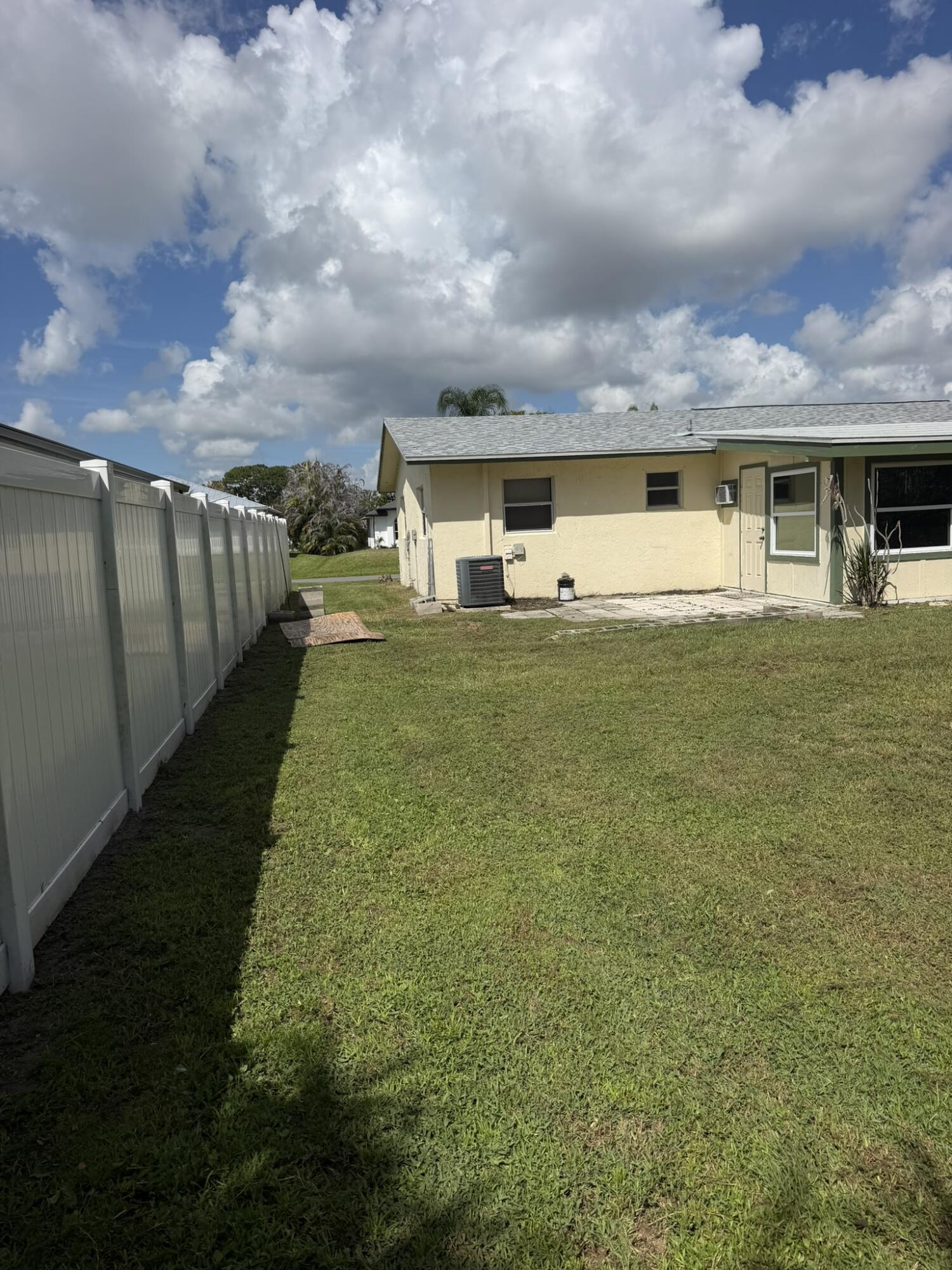 PORT ST LUCIE SECTION 3 - Residential