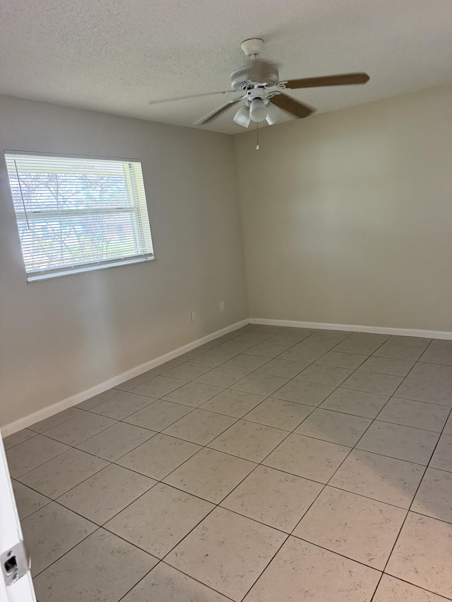 PORT ST LUCIE SECTION 3 - Residential