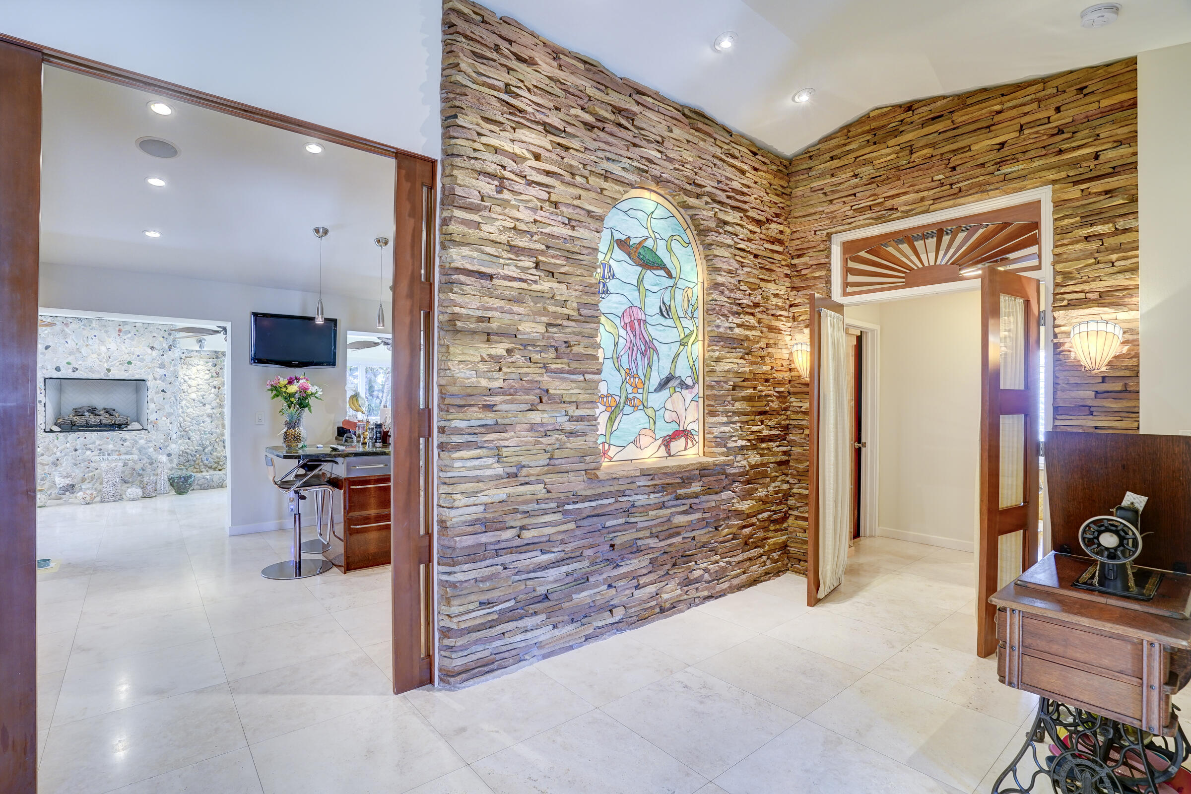 PALM BEACH ISLES 2 - Residential
