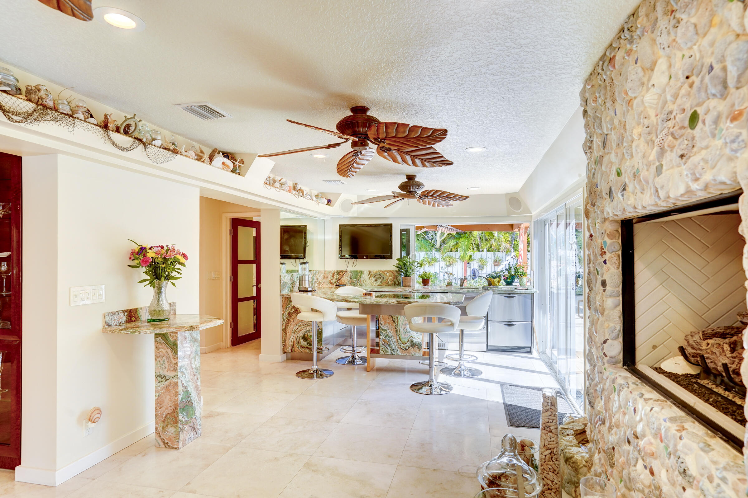 PALM BEACH ISLES 2 - Residential