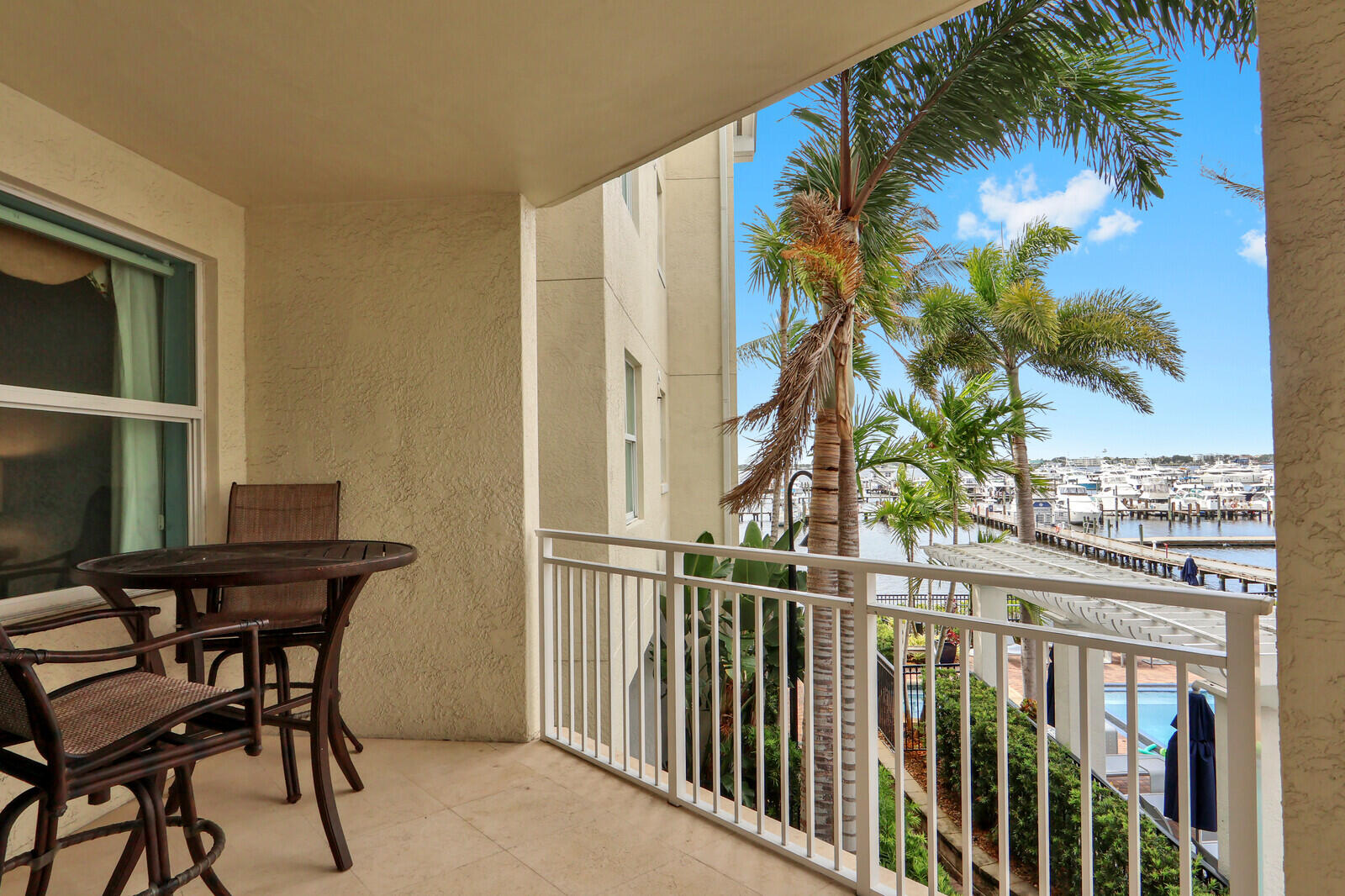 HARBORAGE YACHT CONDO - Residential