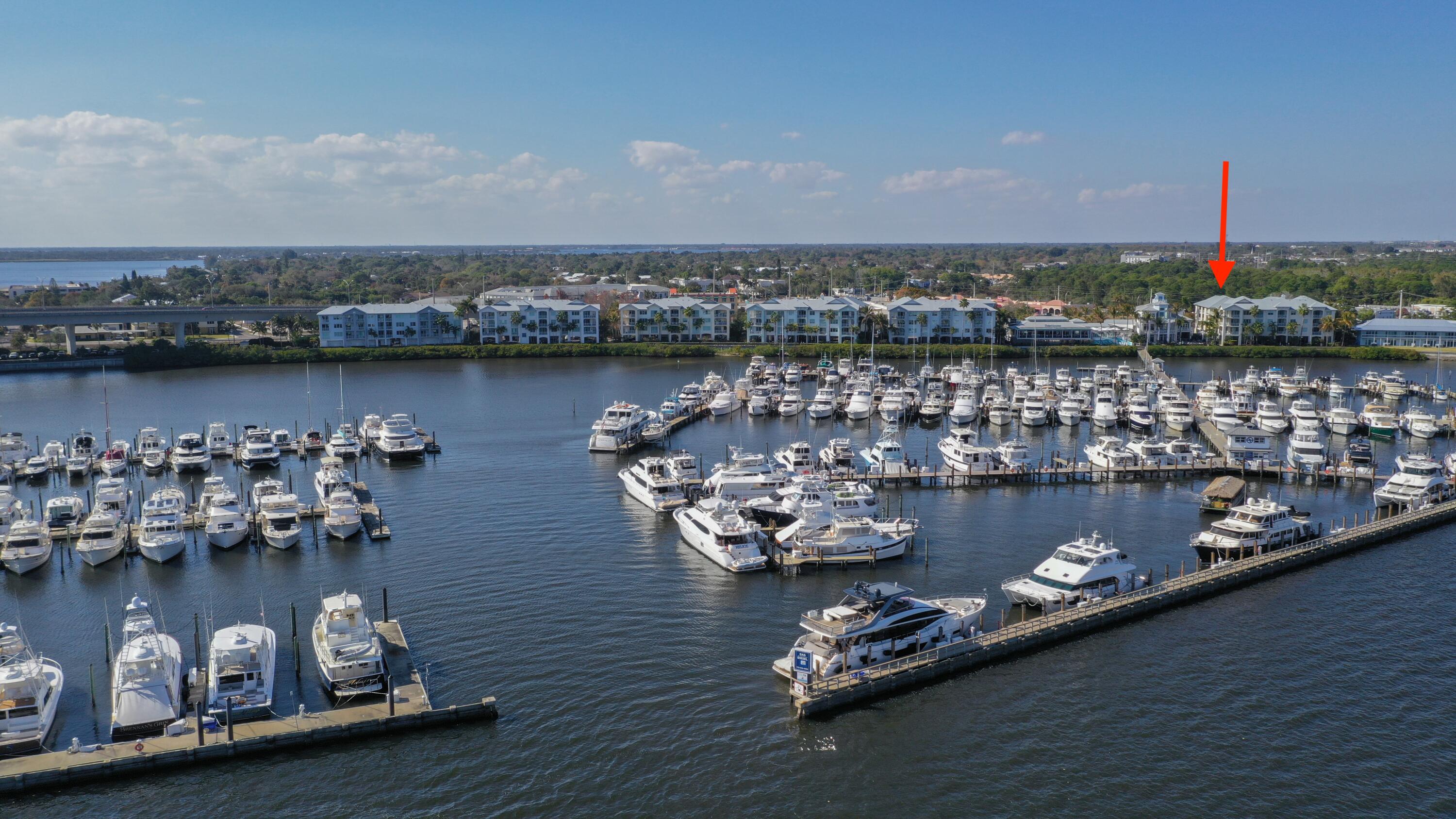 HARBORAGE YACHT CONDO - Residential
