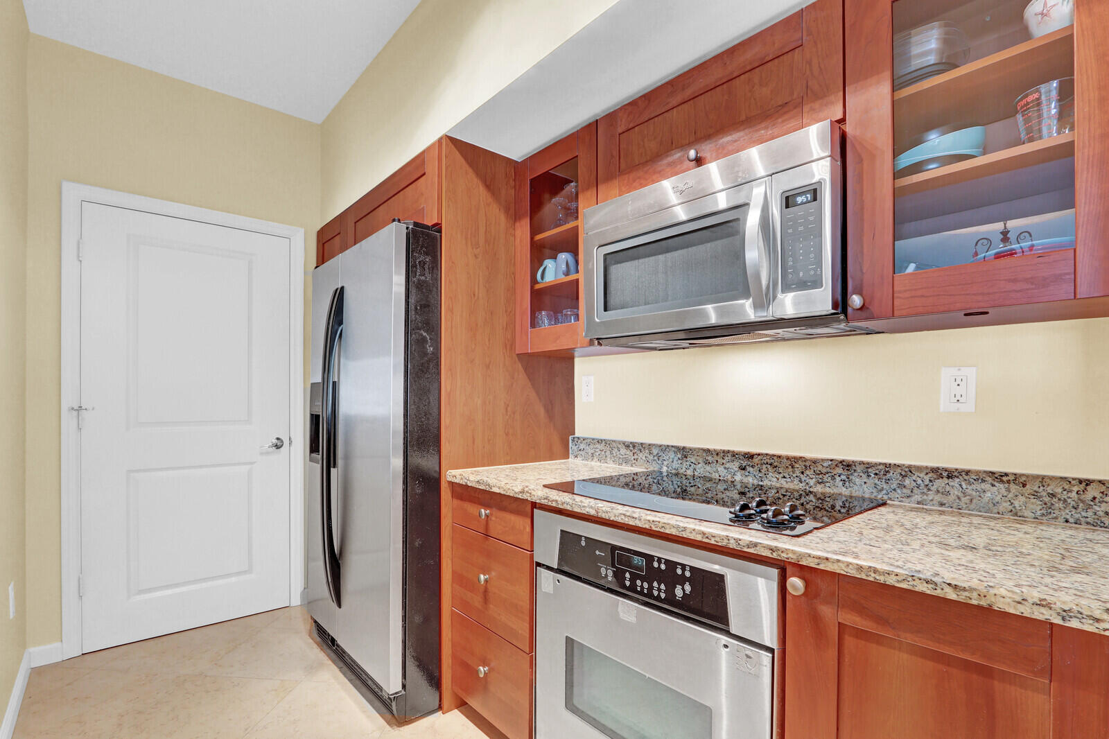 HARBORAGE YACHT CONDO - Residential