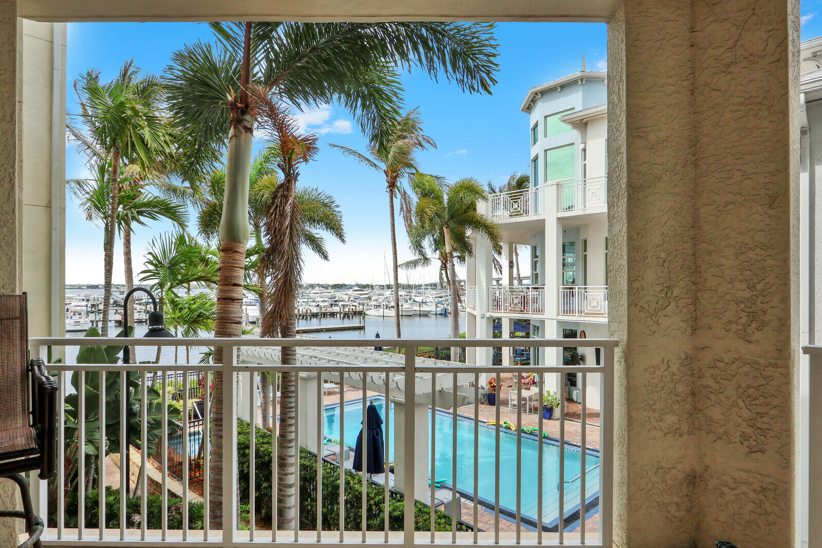 HARBORAGE YACHT CONDO - Residential