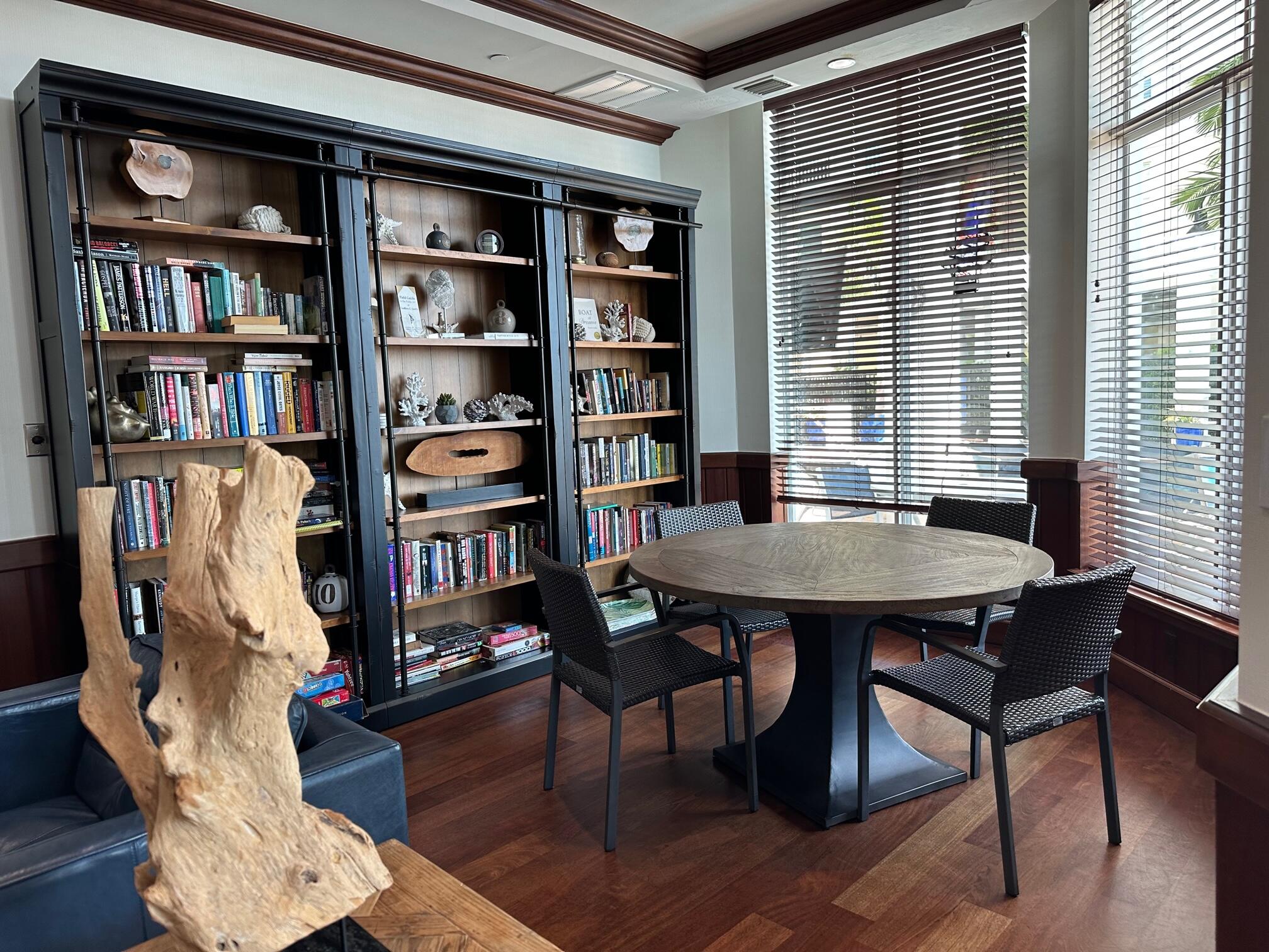 HARBORAGE YACHT CONDO - Residential