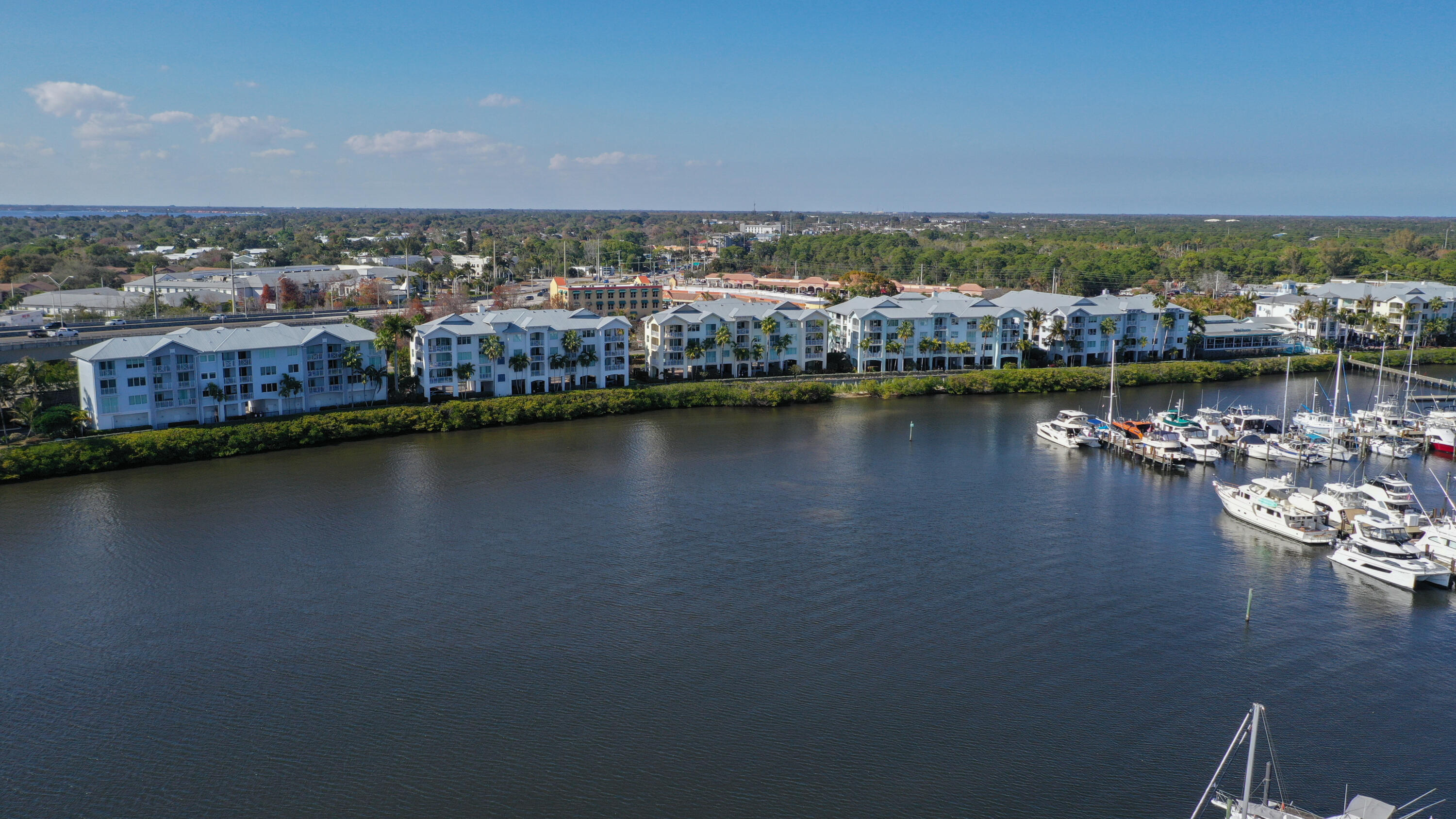 HARBORAGE YACHT CONDO - Residential