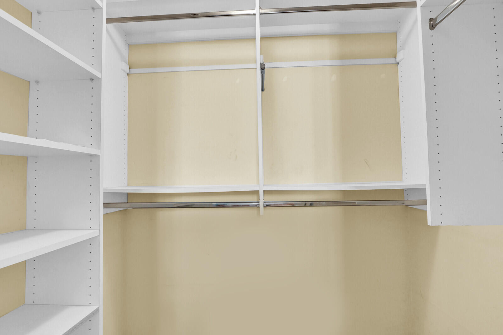 HARBORAGE YACHT CONDO - Residential
