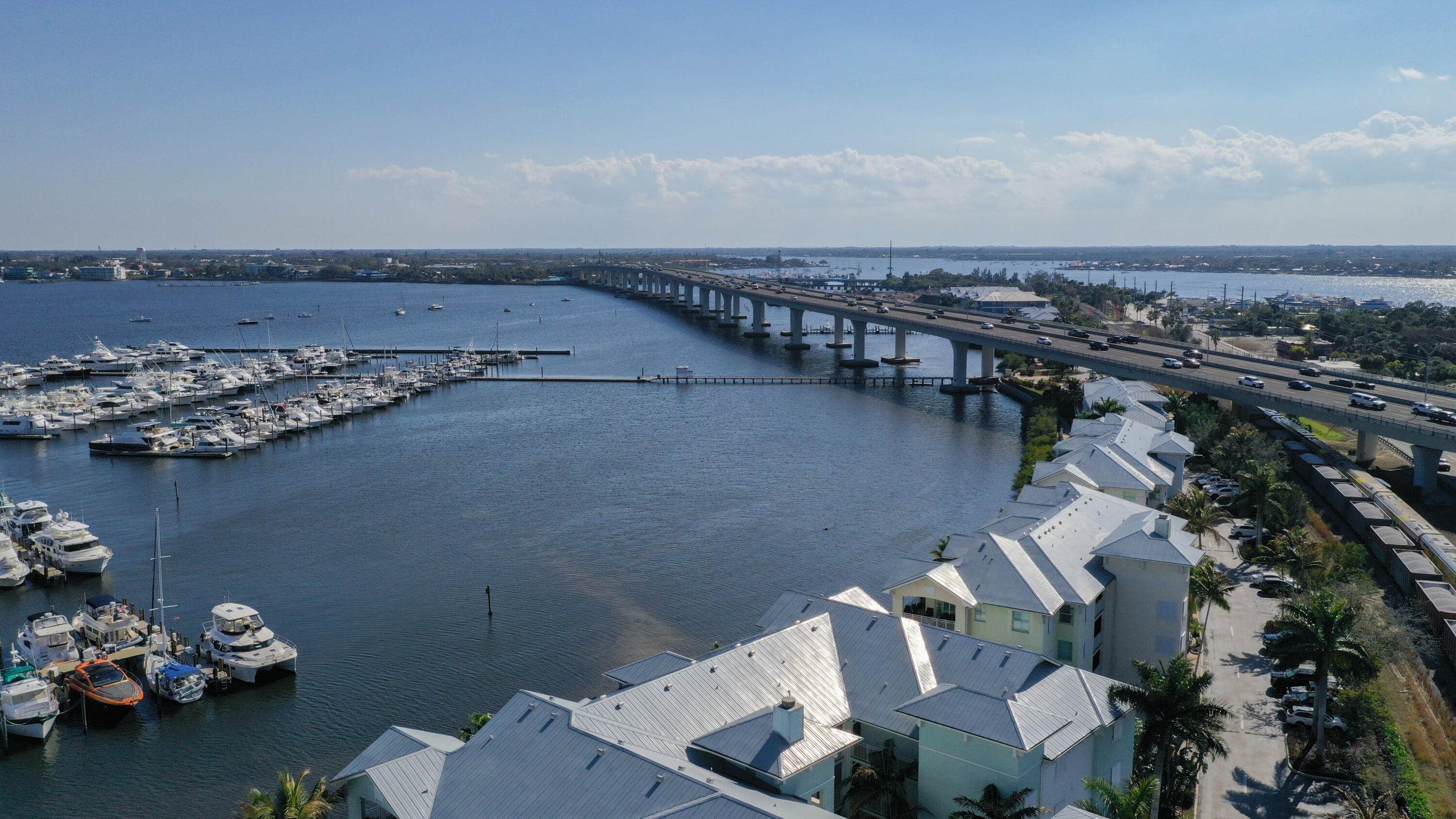 HARBORAGE YACHT CONDO - Residential
