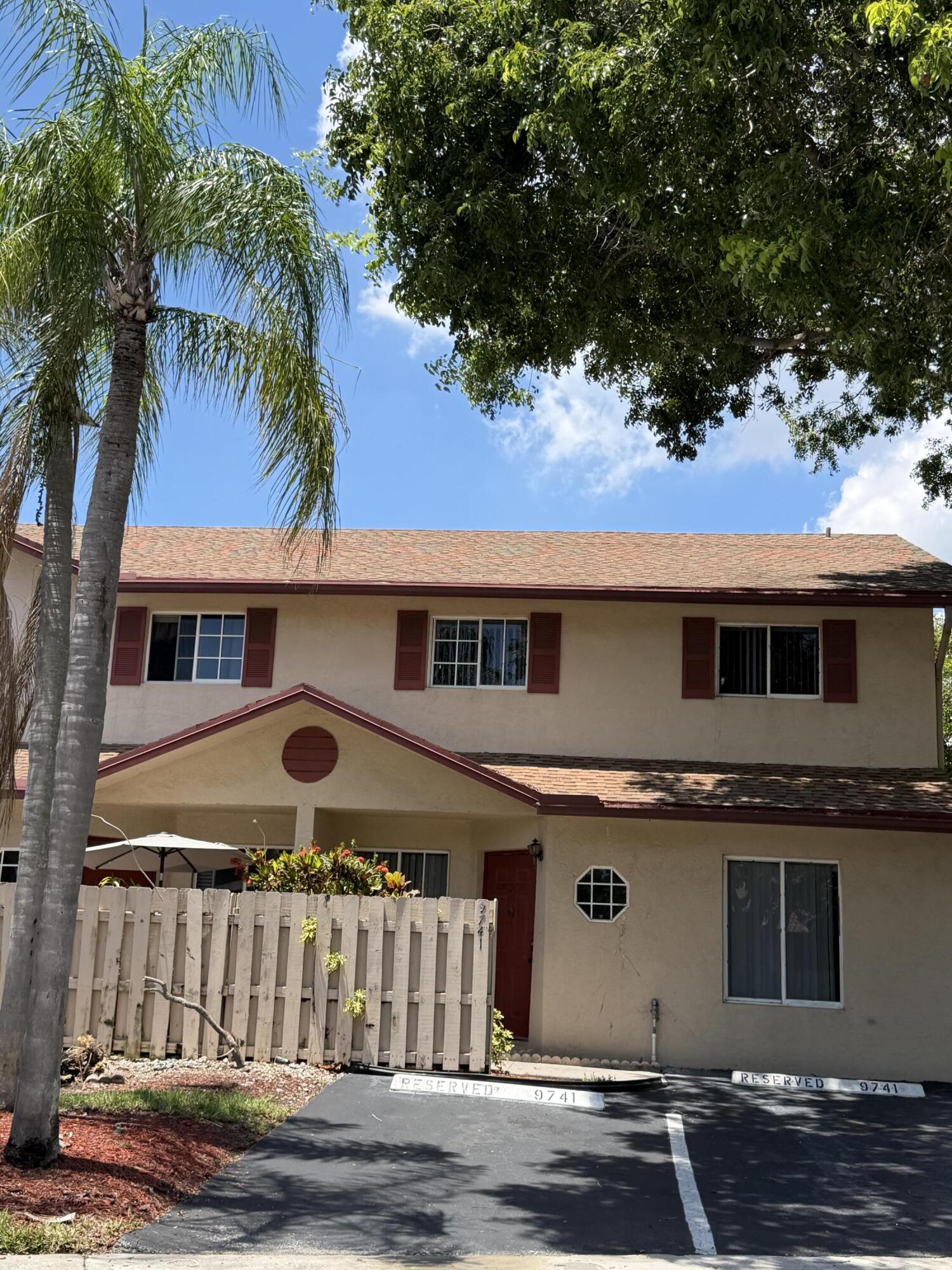 WELLEBY UNIT THIRTEEN - Residential Lease