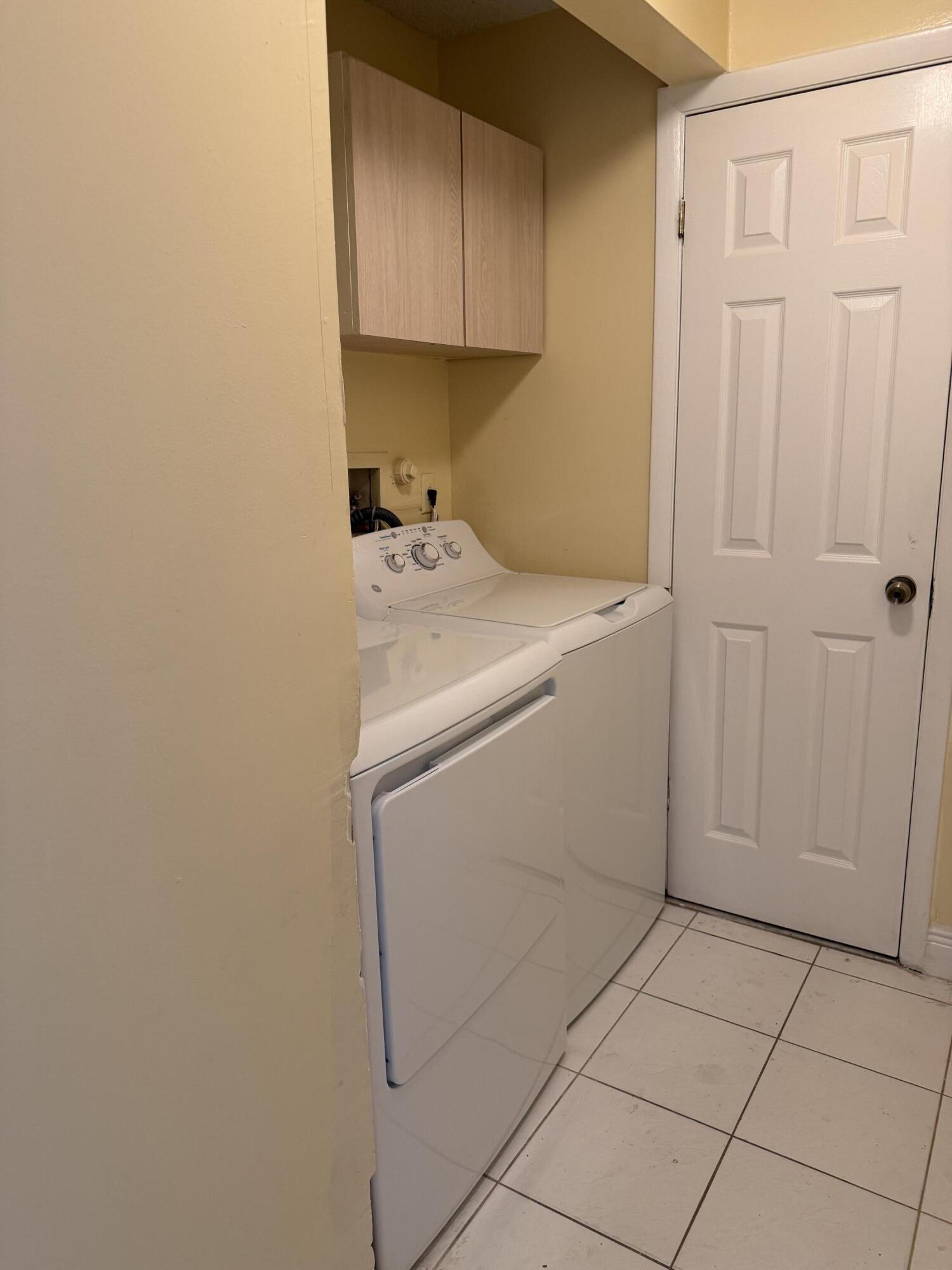 WELLEBY UNIT THIRTEEN - Residential Lease