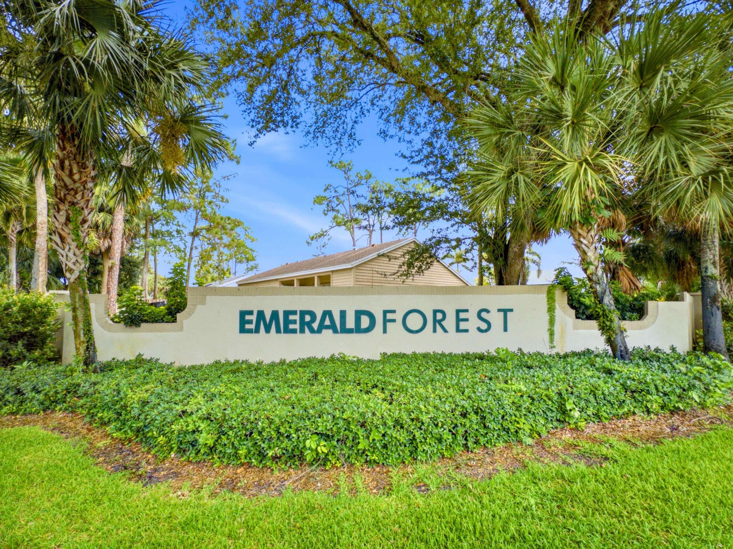 EMERALD FOREST OF WELLINGTON 3 - Residential