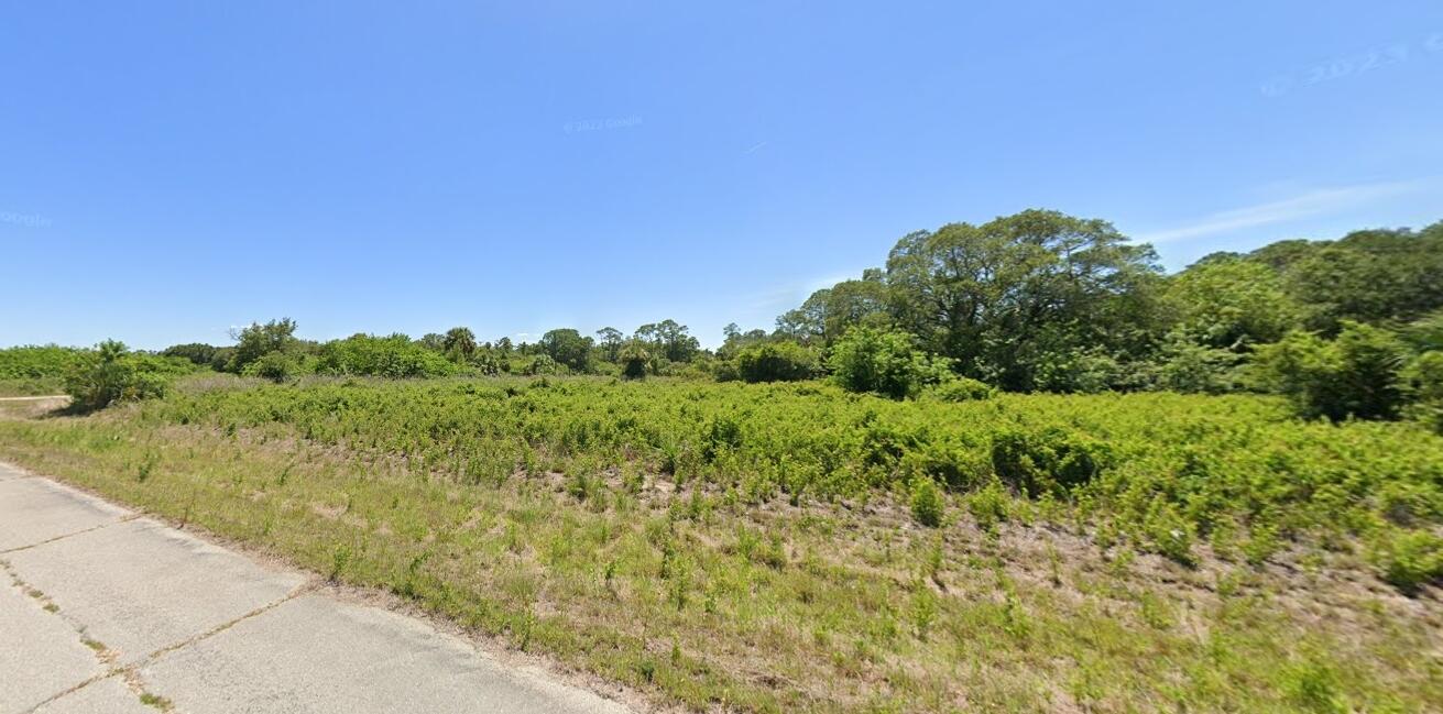 PORT LABELLE UNIT 12 - Land