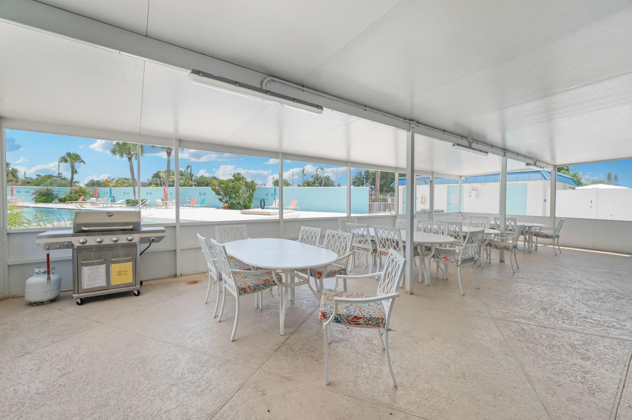 COLONNADES CONDOMINIUM NO 5 - Residential