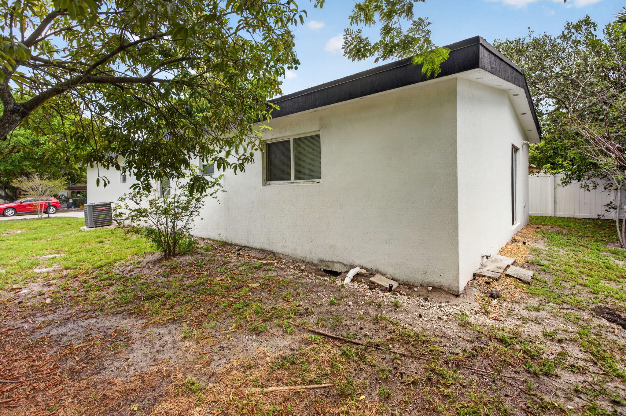 HUNTERS MANOR REV PLAT OF POR - Residential