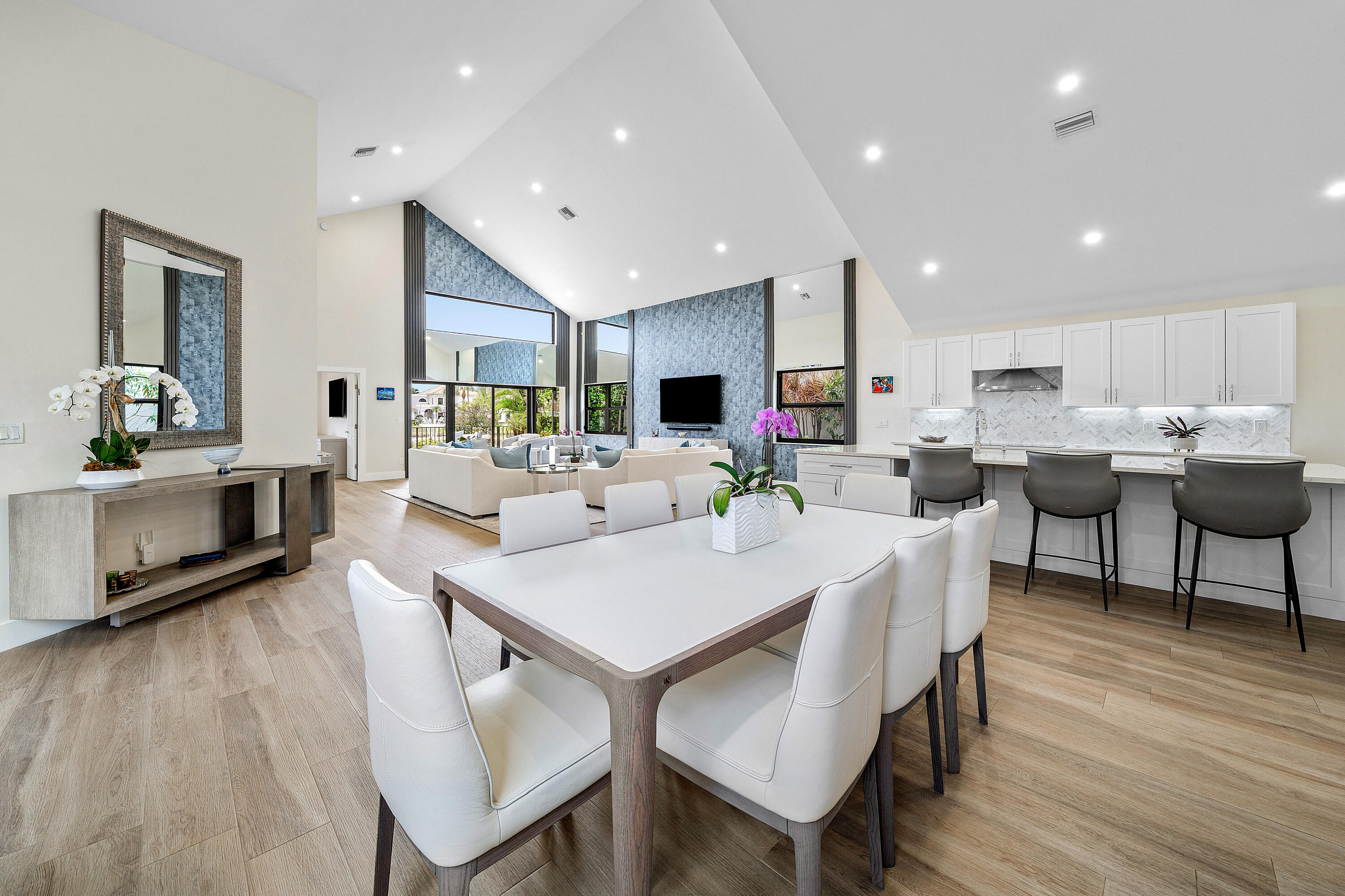VILLE DE CAPRI / POLO CLUB - Residential