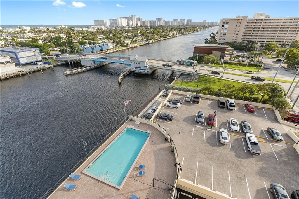 WARWICK CONDOMINIUM - Residential