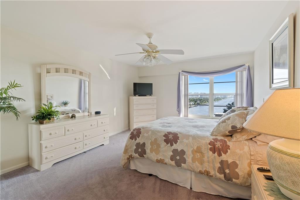 WARWICK CONDOMINIUM - Residential