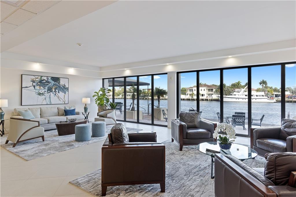 WARWICK CONDOMINIUM - Residential