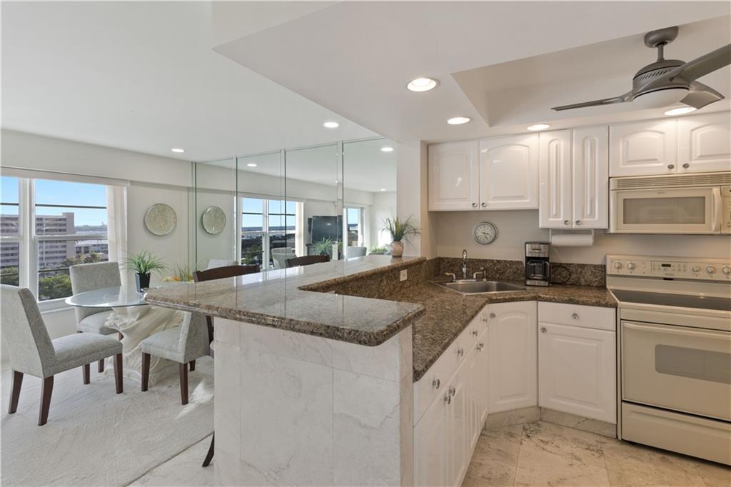 WARWICK CONDOMINIUM - Residential