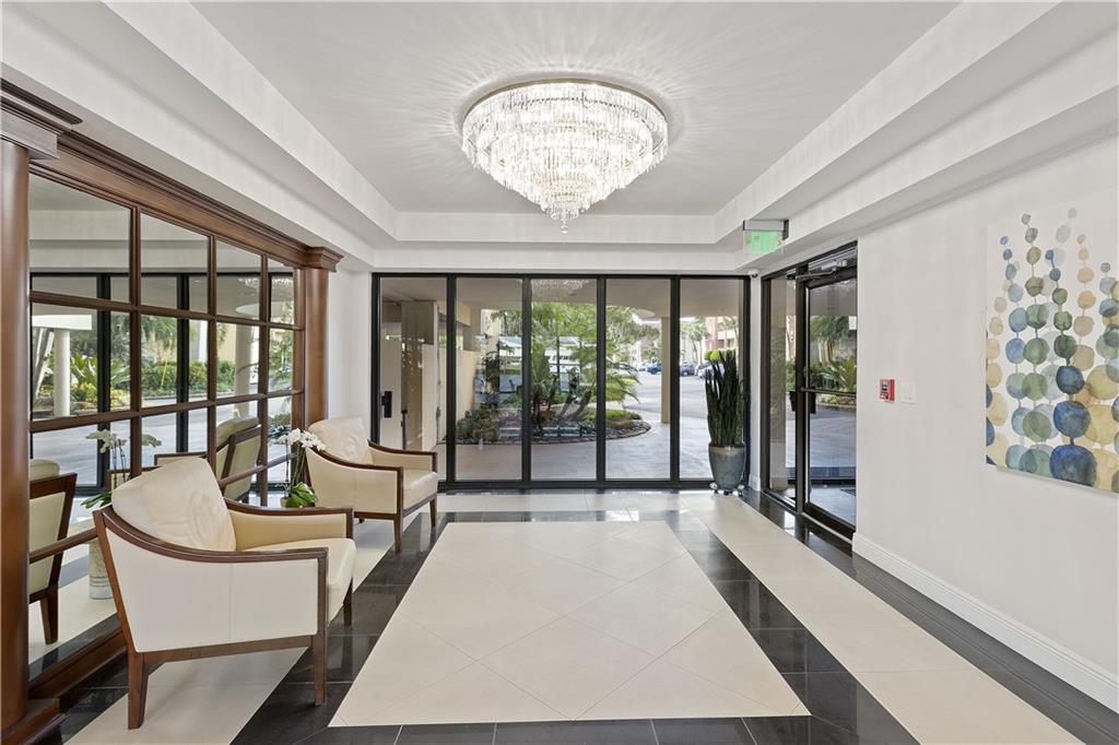 WARWICK CONDOMINIUM - Residential