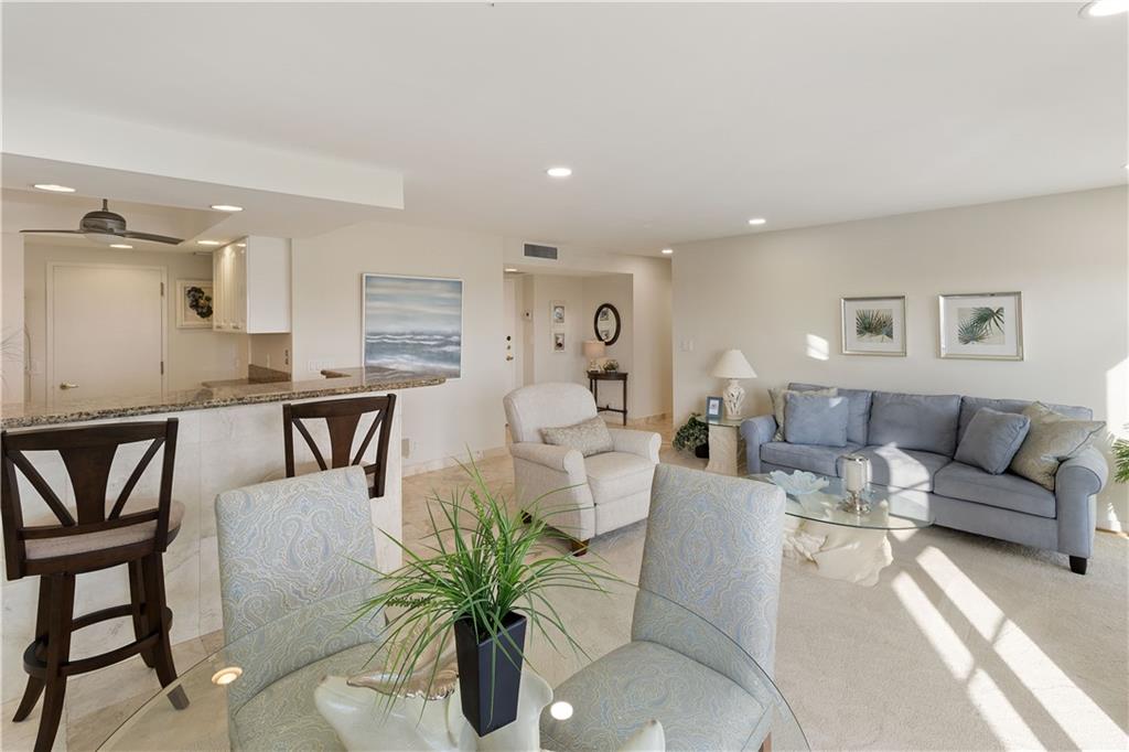 WARWICK CONDOMINIUM - Residential