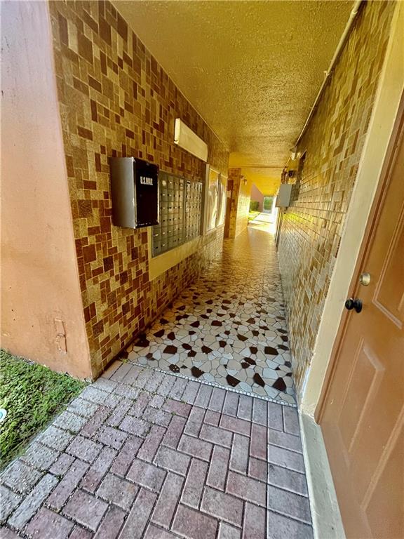 MEADOWBROOK - Residential