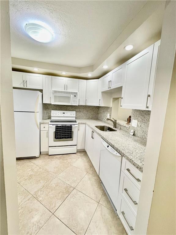 MEADOWBROOK - Residential